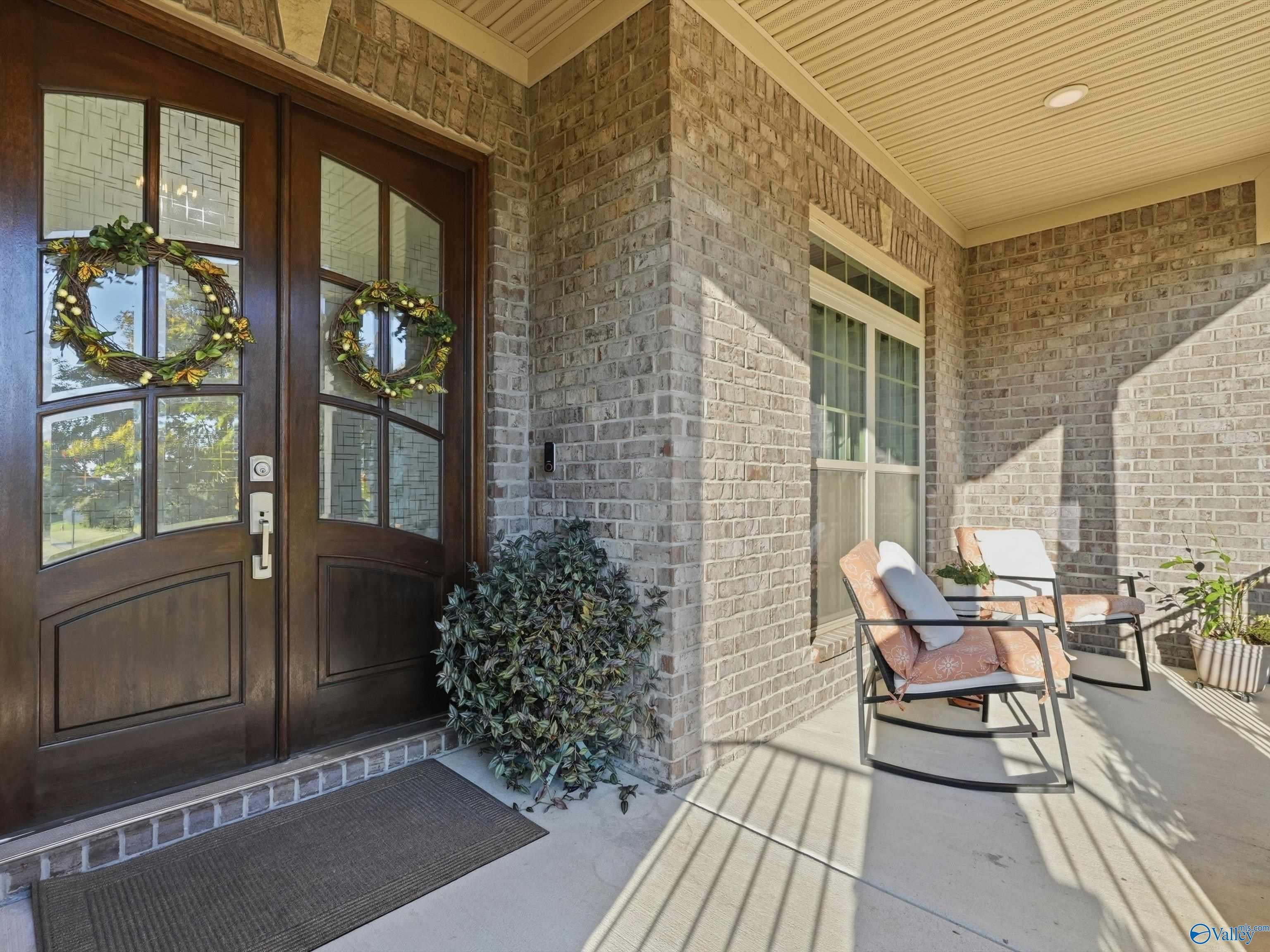 142 Forest Ridge Dr, Huntsville, AL 35806 photo