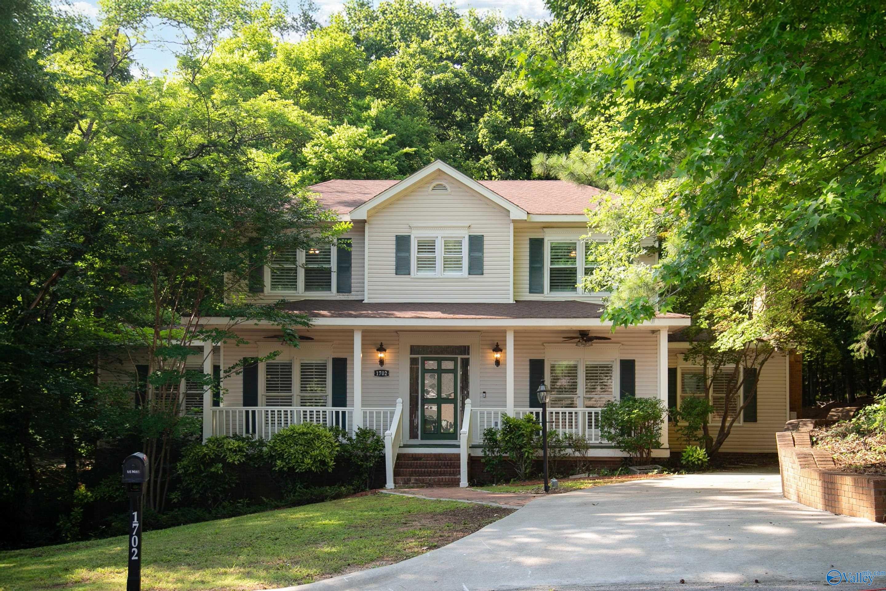 1702 Trey Terrace, Huntsville, AL 35802