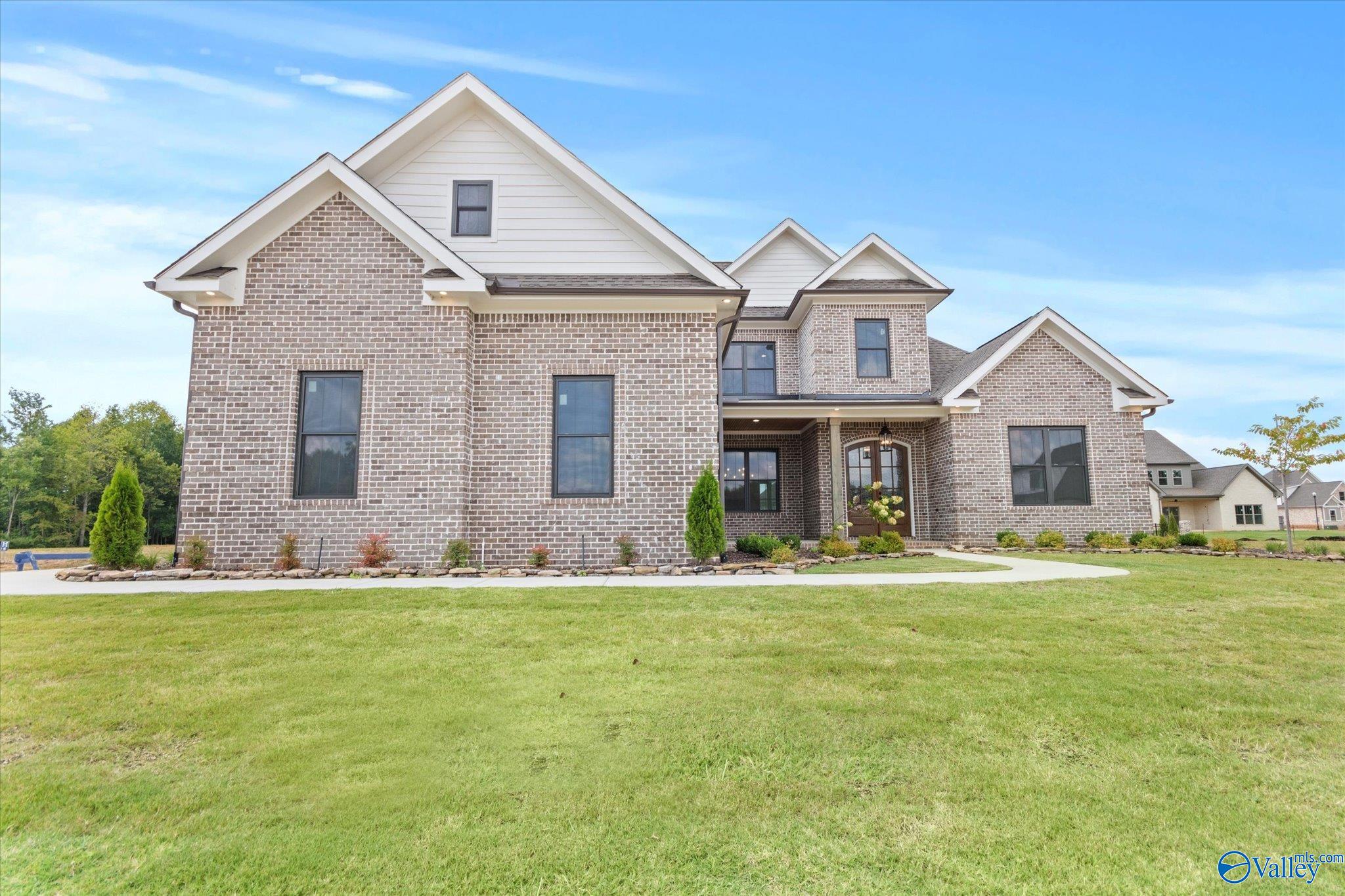 23362 Sawgrass Dr, Athens, AL 35613