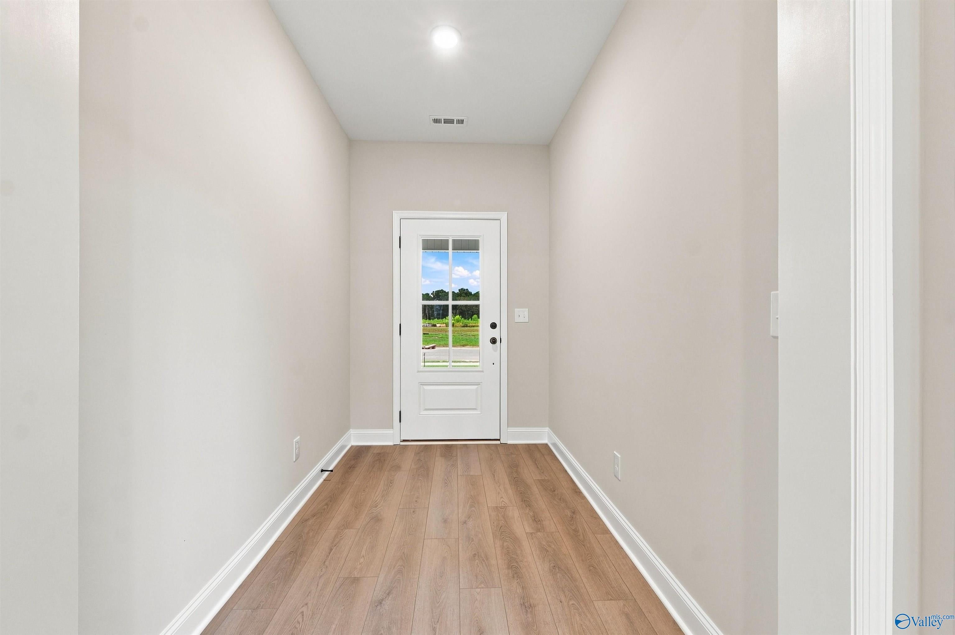 107 Berry Blossom Dr, Toney, AL 35773 photo