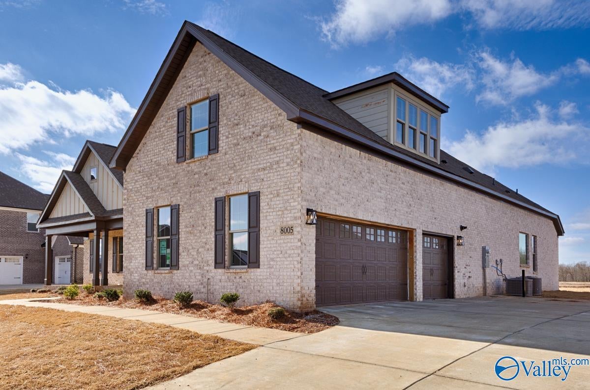 8062 Tupelo Gum Trce, Huntsville, AL 35802 photo