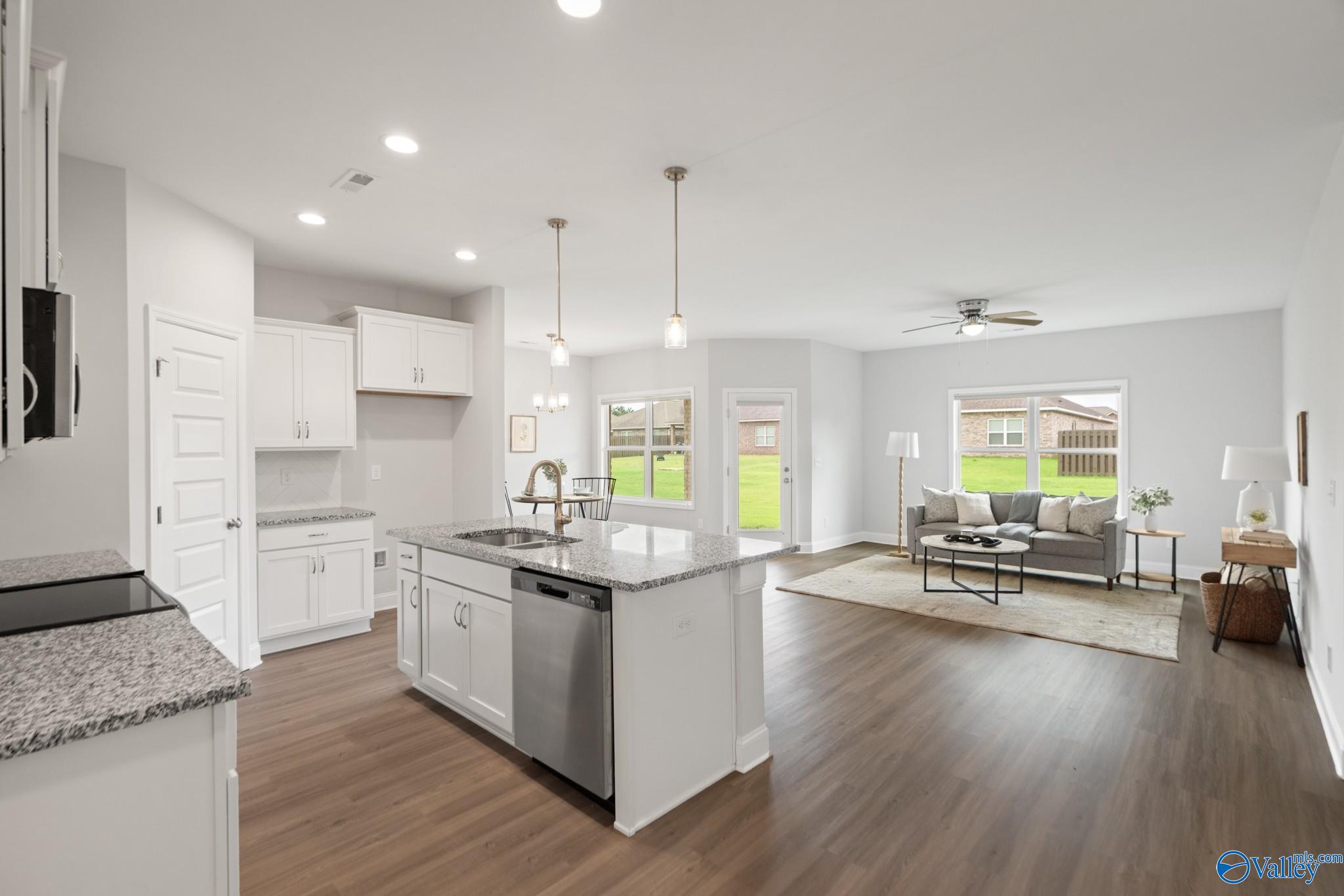 170 Williams Pointe Blvd, Huntsville, AL 35824 photo