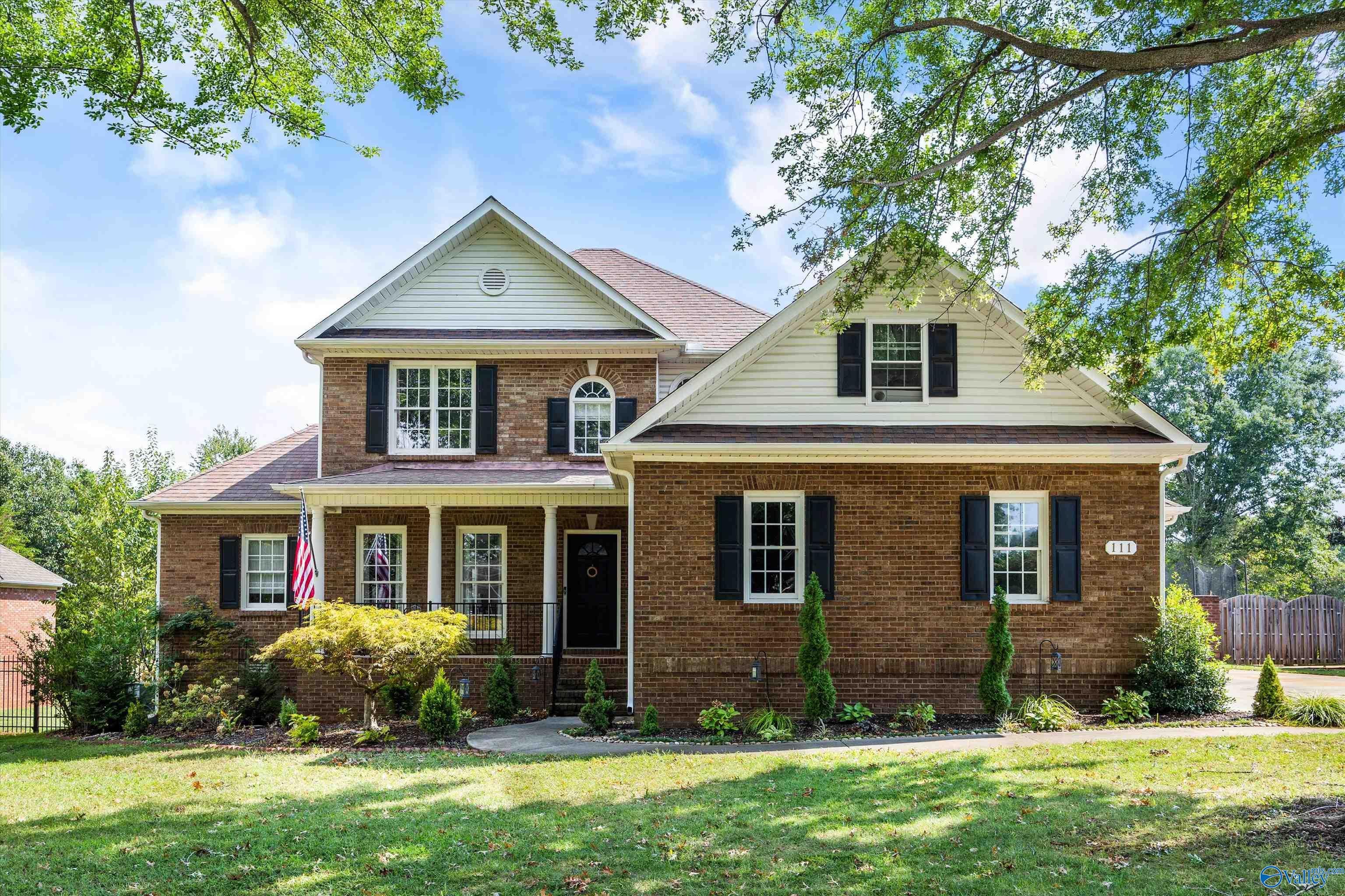 111 Lansdowne Dr, Madison, AL 35758