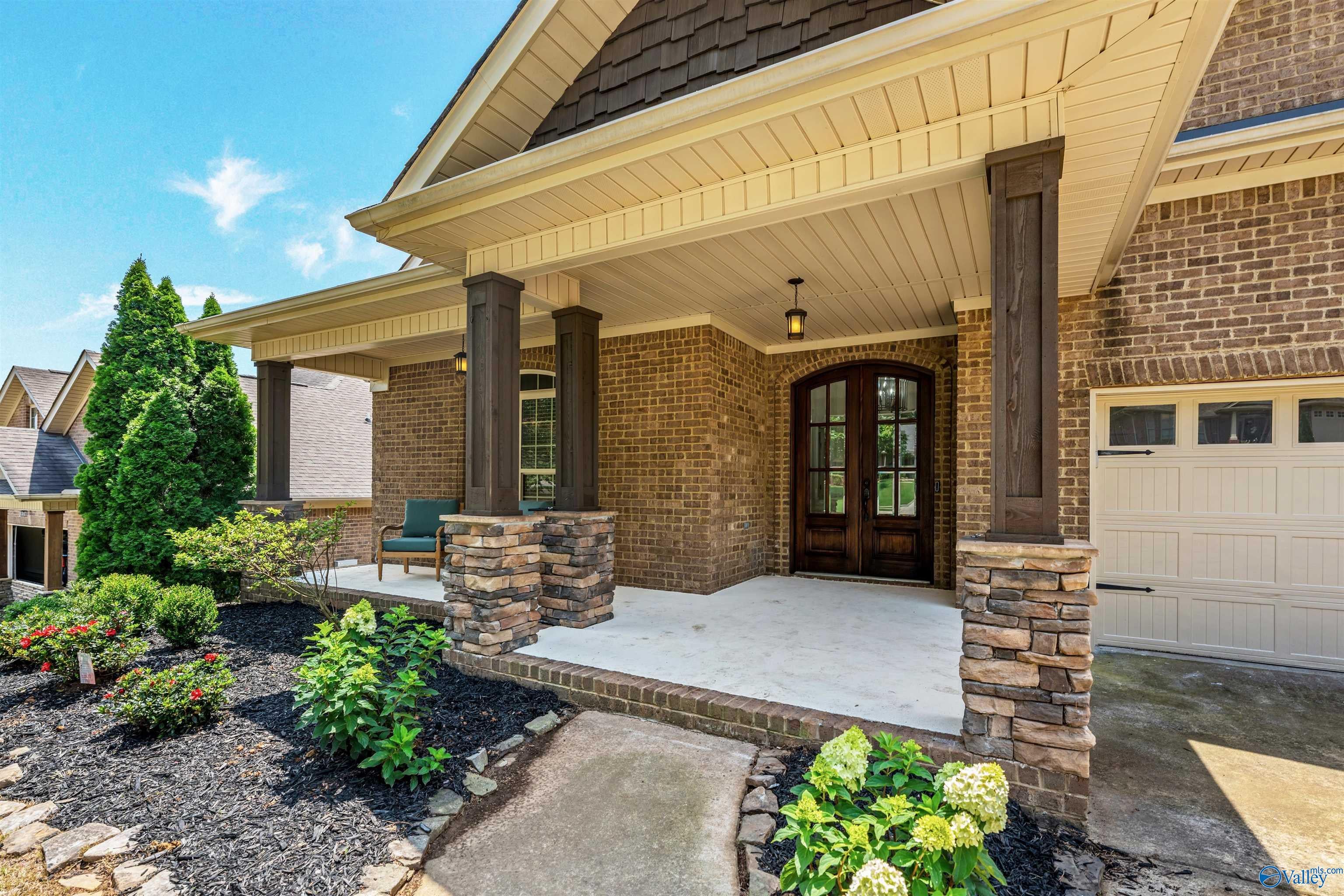 6812 Breyerton Way, Owens Cross Roads, AL 35763 photo