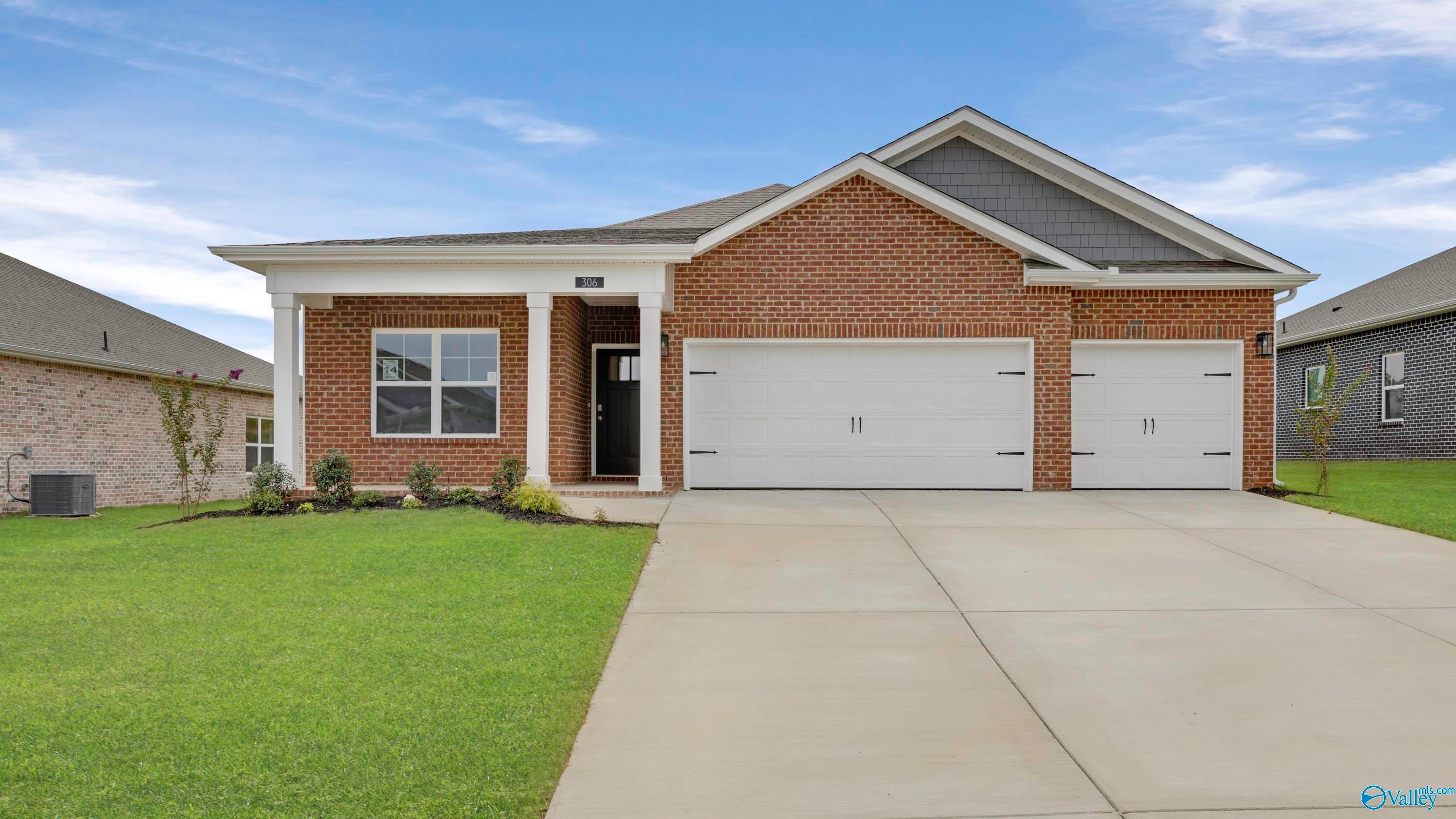 306 Wraywood Rd, Huntsville, AL 35810