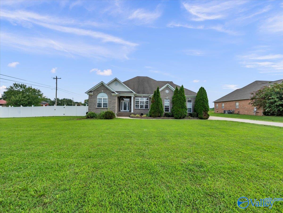 27712 Taylor Lynn Cir, Elkmont, AL 35620 photo