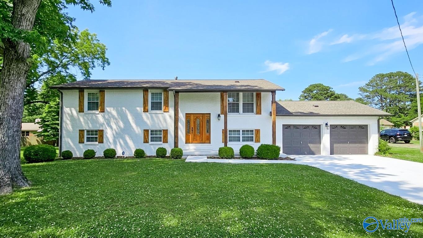 105 Strong Cir, Huntsville, AL 35802