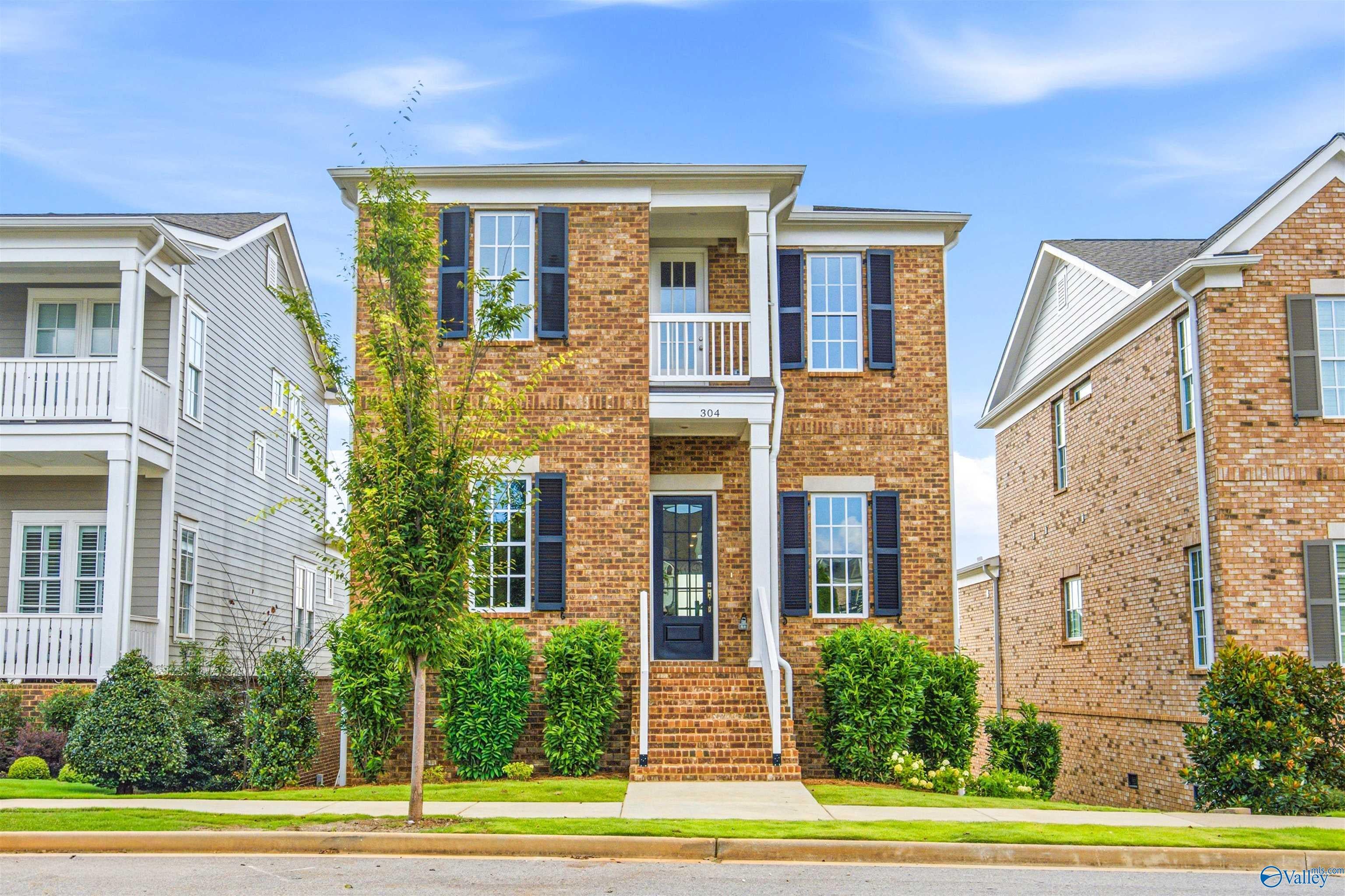 304 Saint Louis St, Madison, AL 35758
