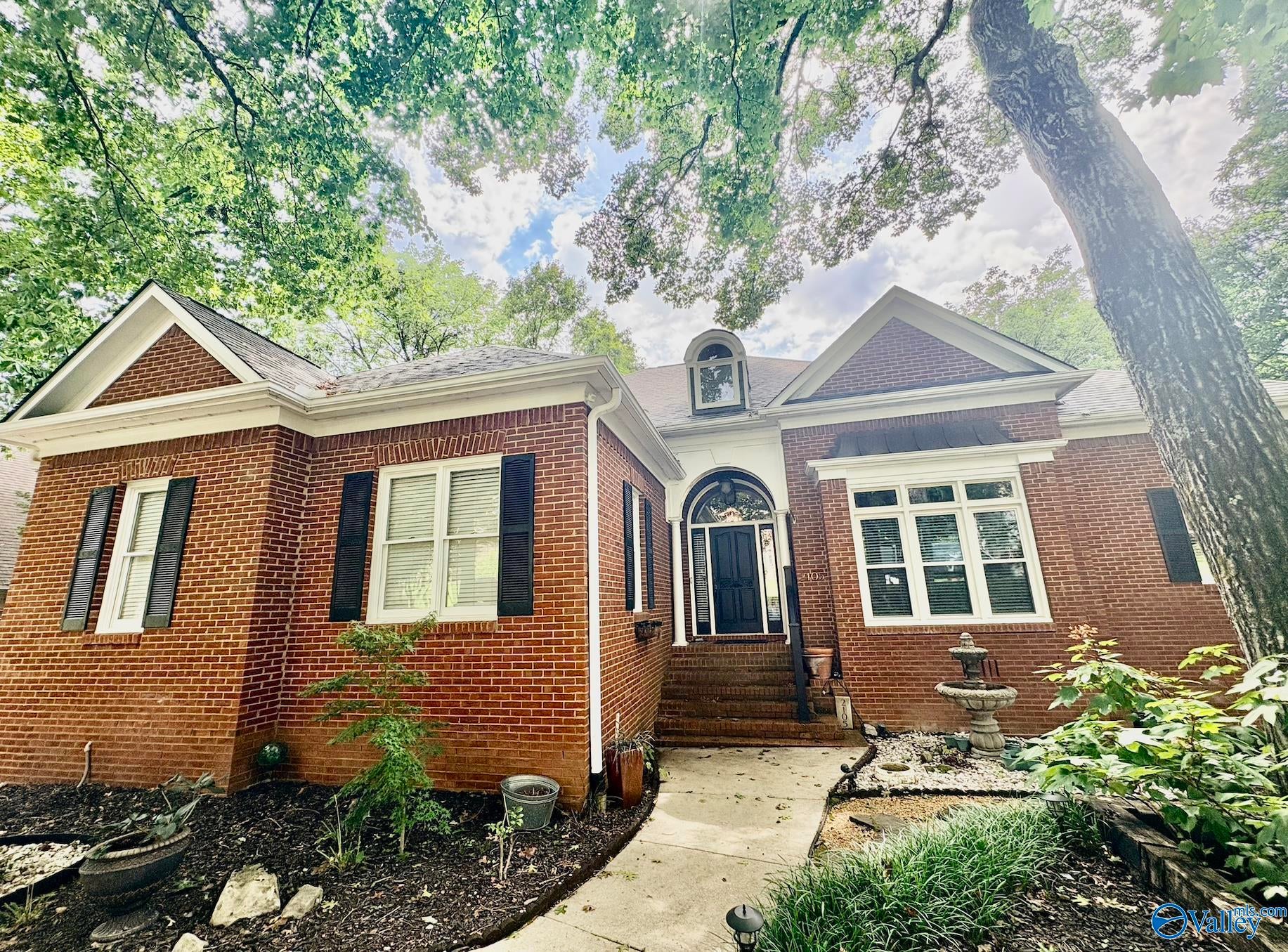 2105 Greenslope Trl, Huntsville, AL 35811