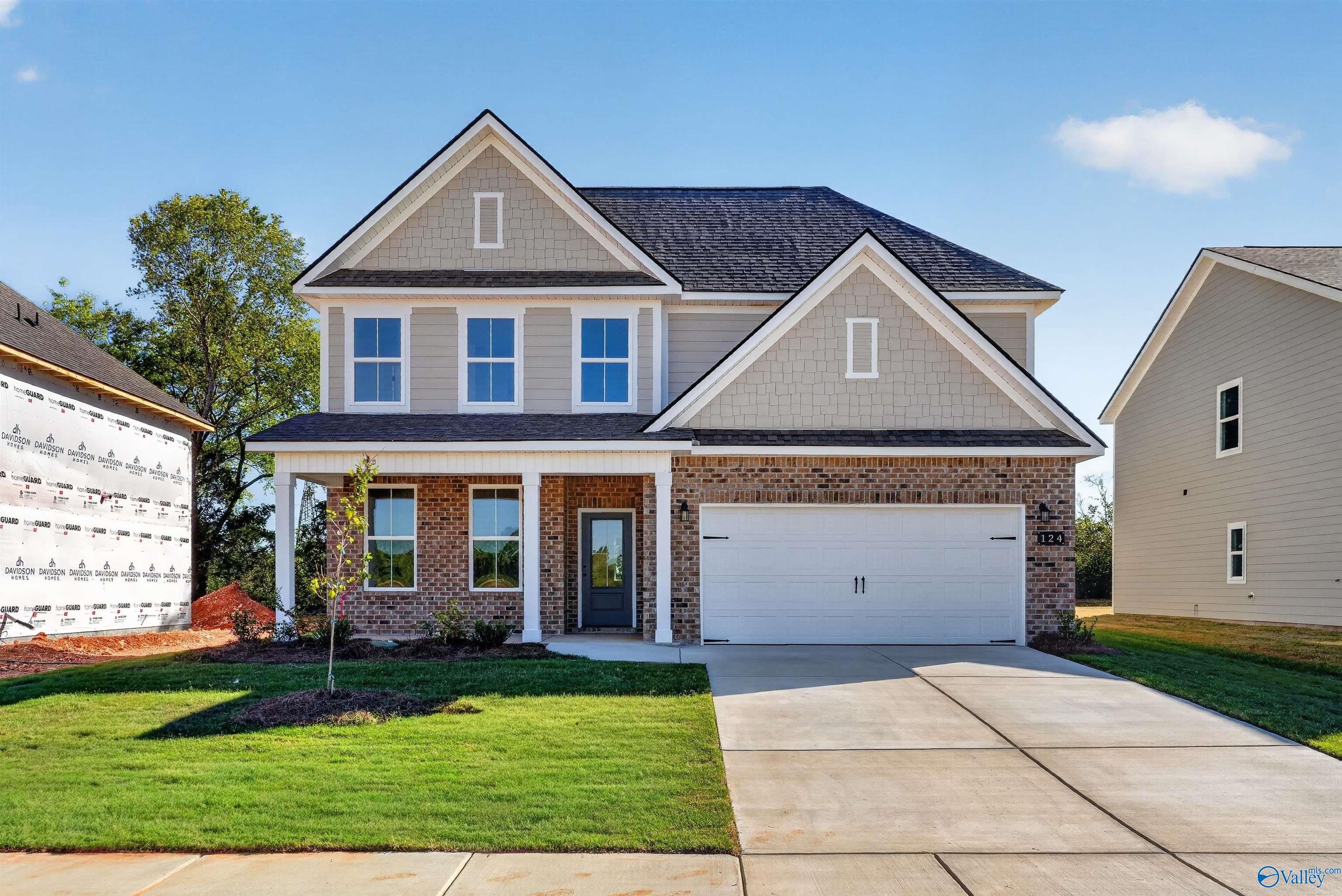 124 Berry Cove Ave, New Market, AL 35761