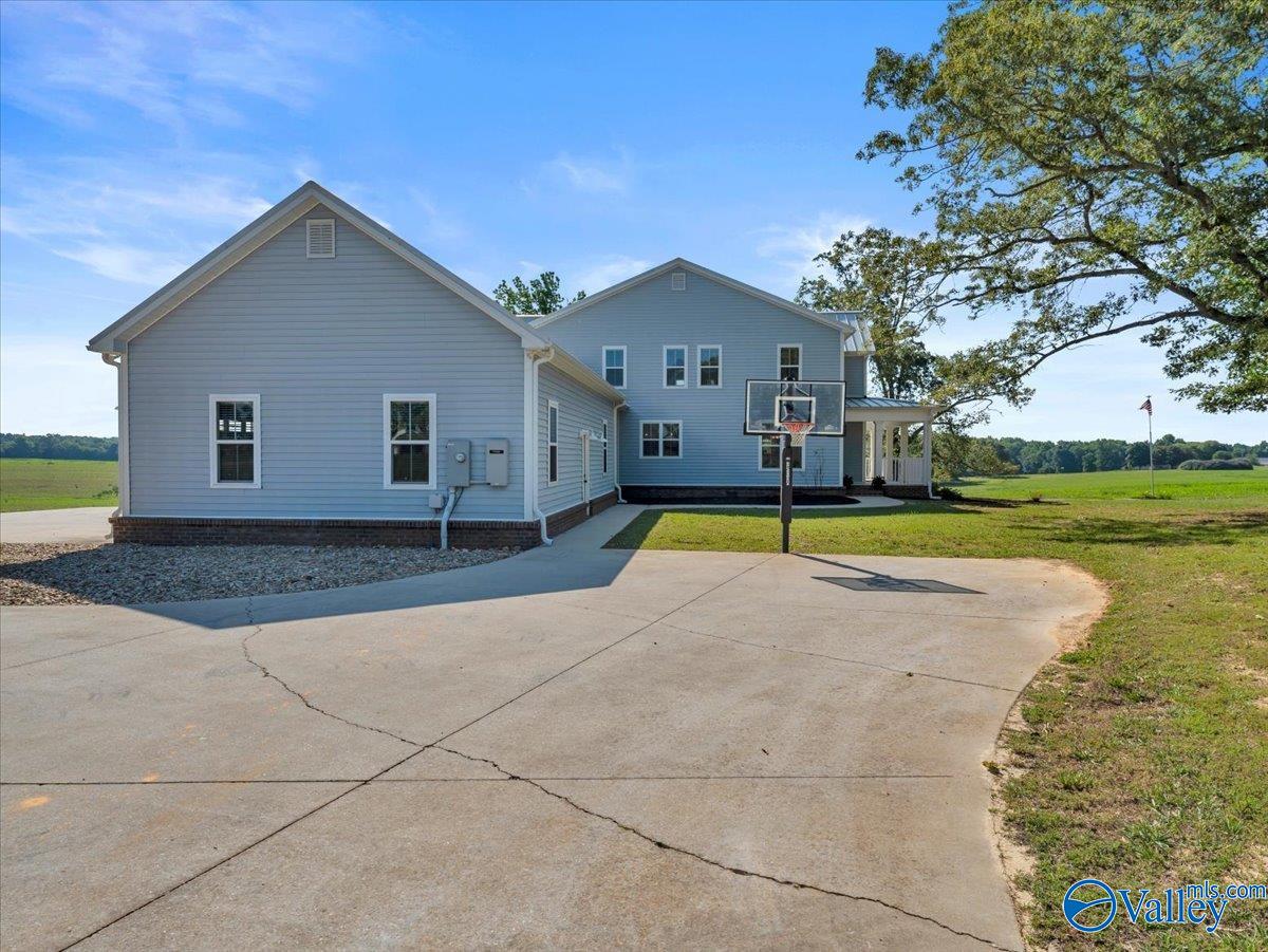 18242 Menefee Rd, Athens, AL 35613 photo