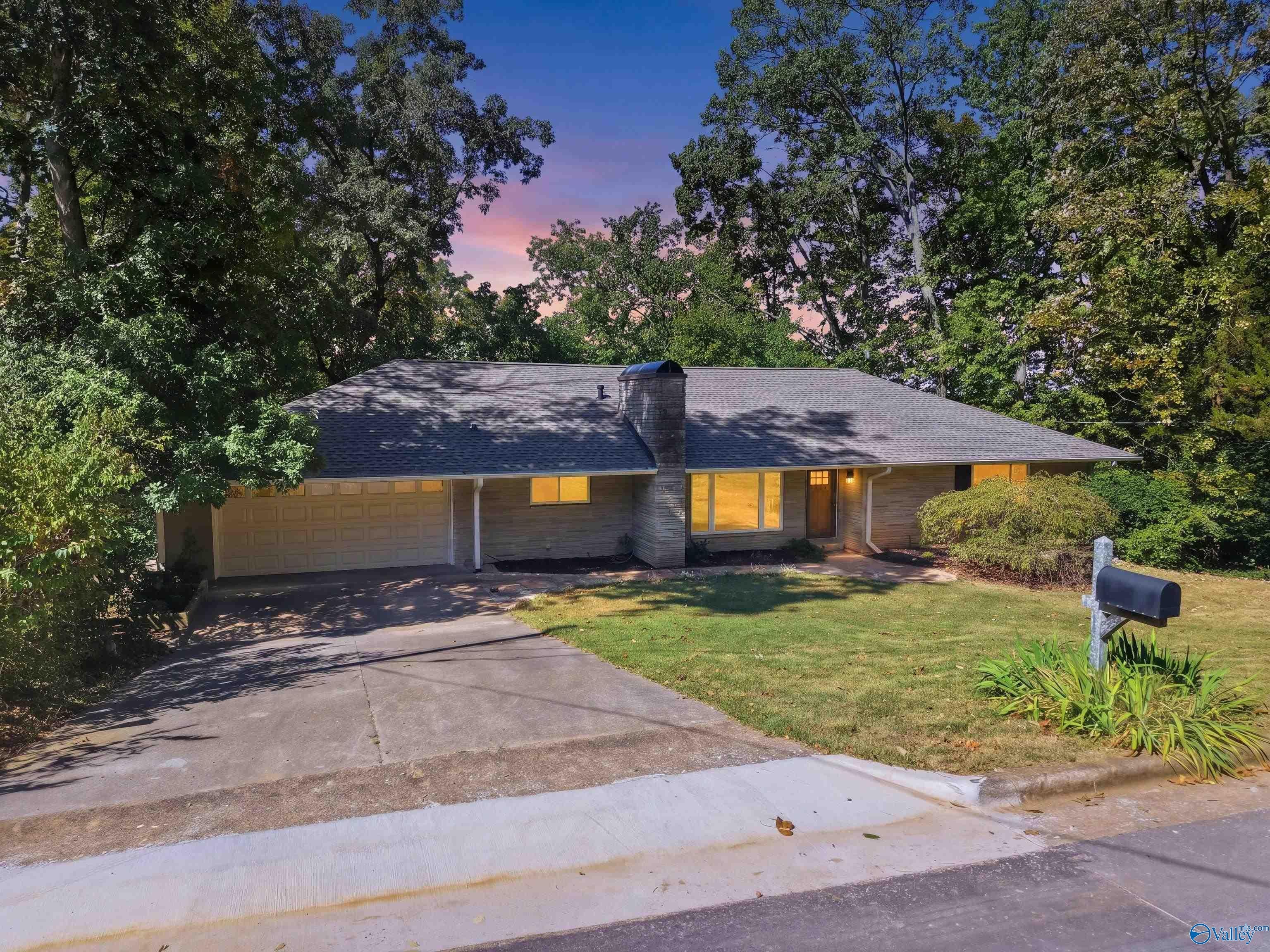 4102 Piedmont Dr, Huntsville, AL 35802 photo