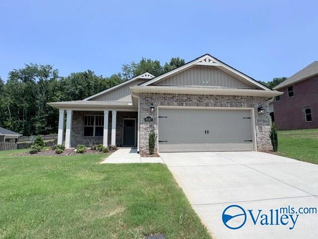 6547 Oak Meadow Dr, Owens Cross Roads, AL 35763