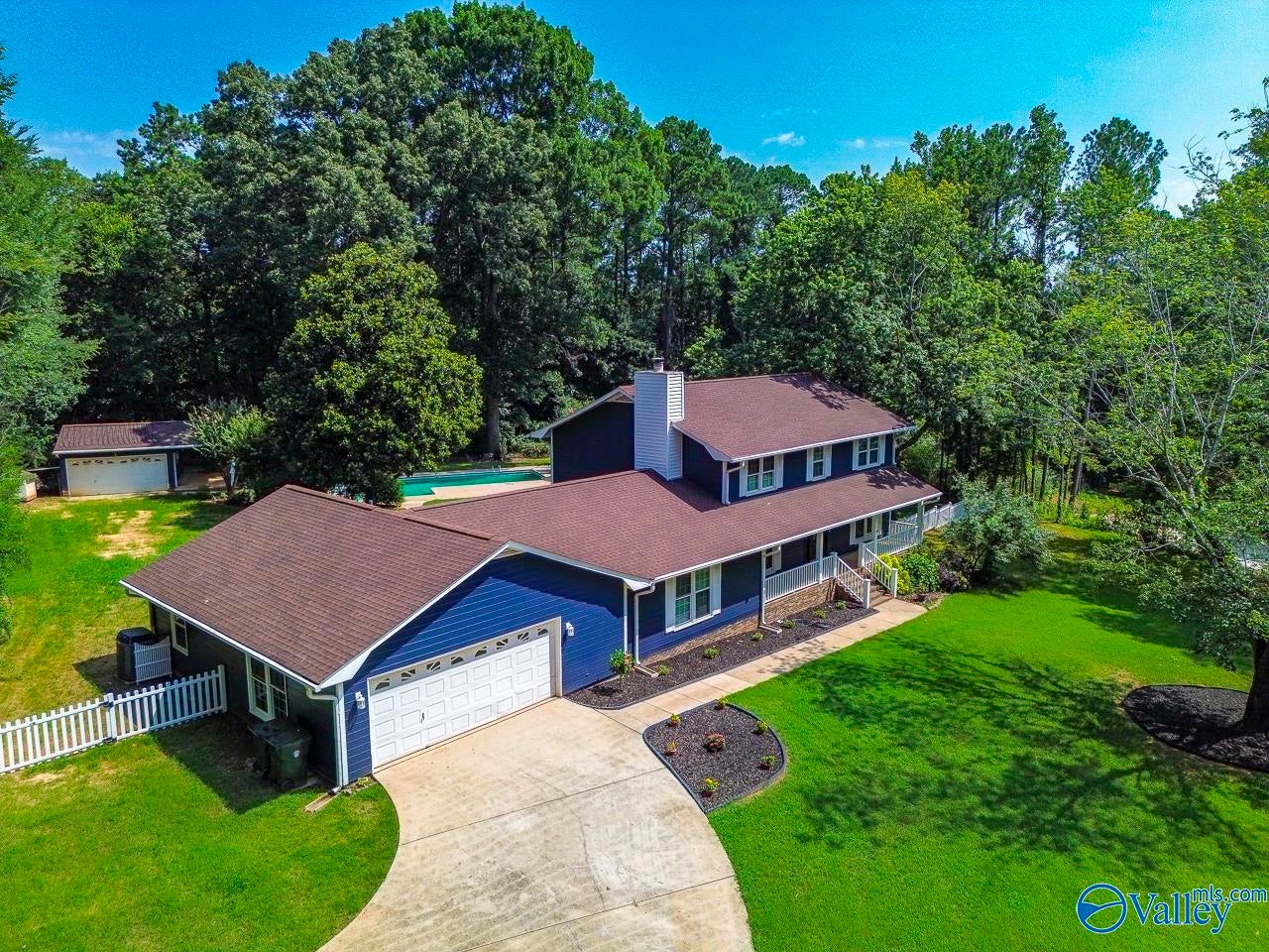 207 Earl Vaughn Dr, Huntsville, AL 35806