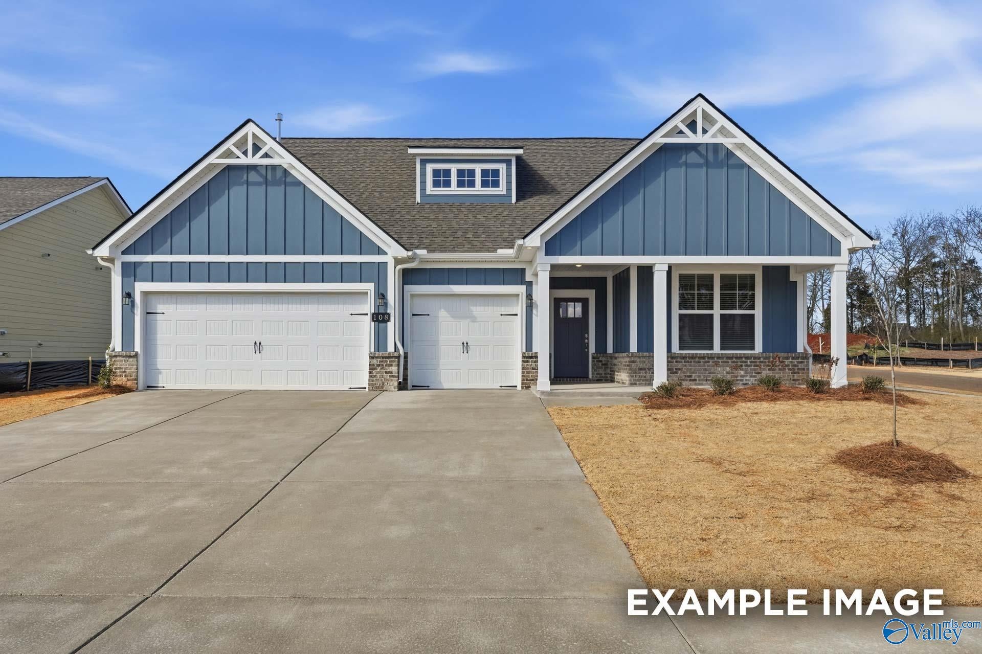215 Hibiscus Dr, Hazel Green, AL 35750