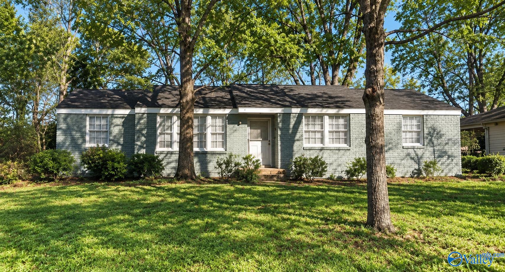4102 Force Dr, Huntsville, AL 35810