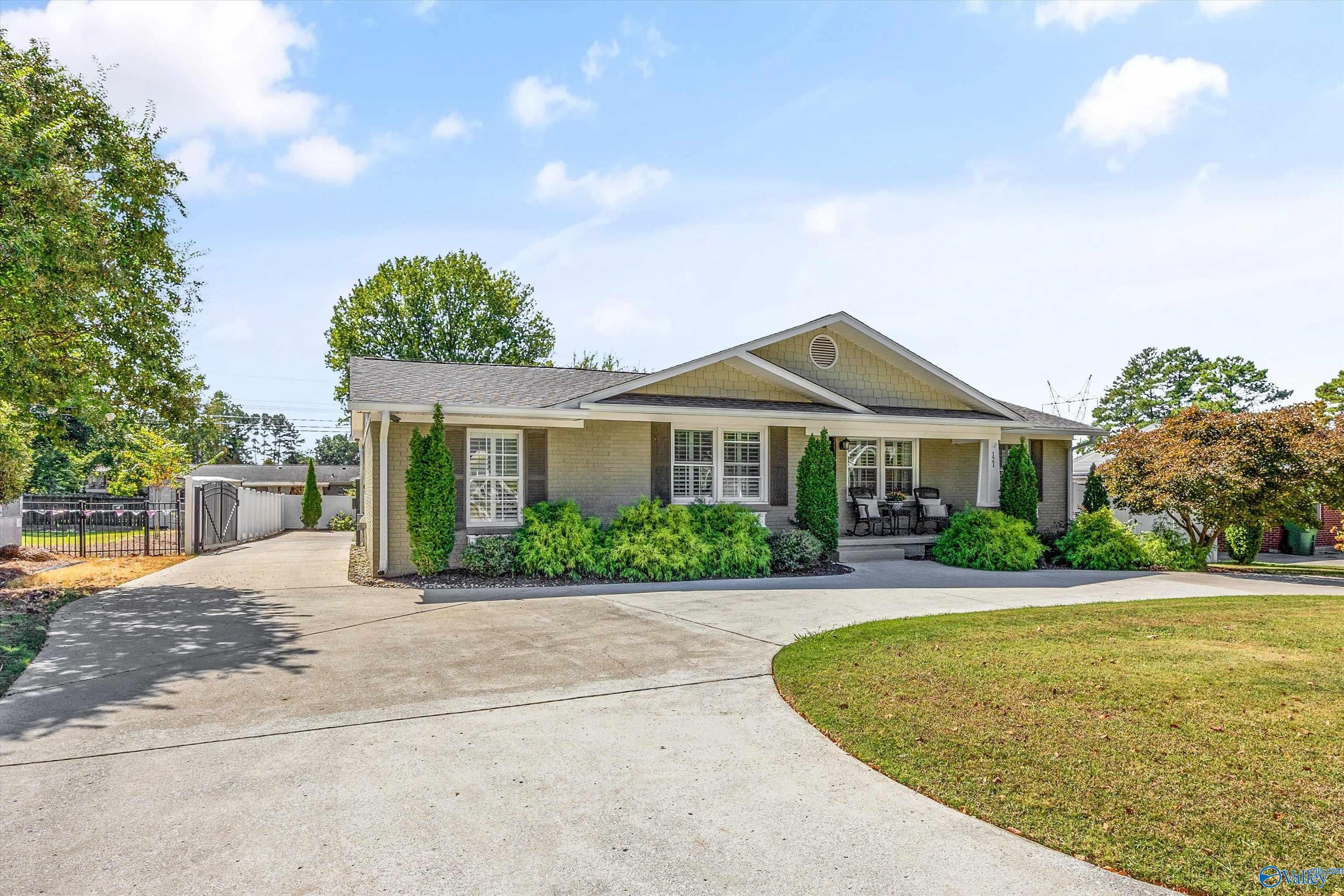 121 Wingate Ave, Huntsville, AL 35801 photo
