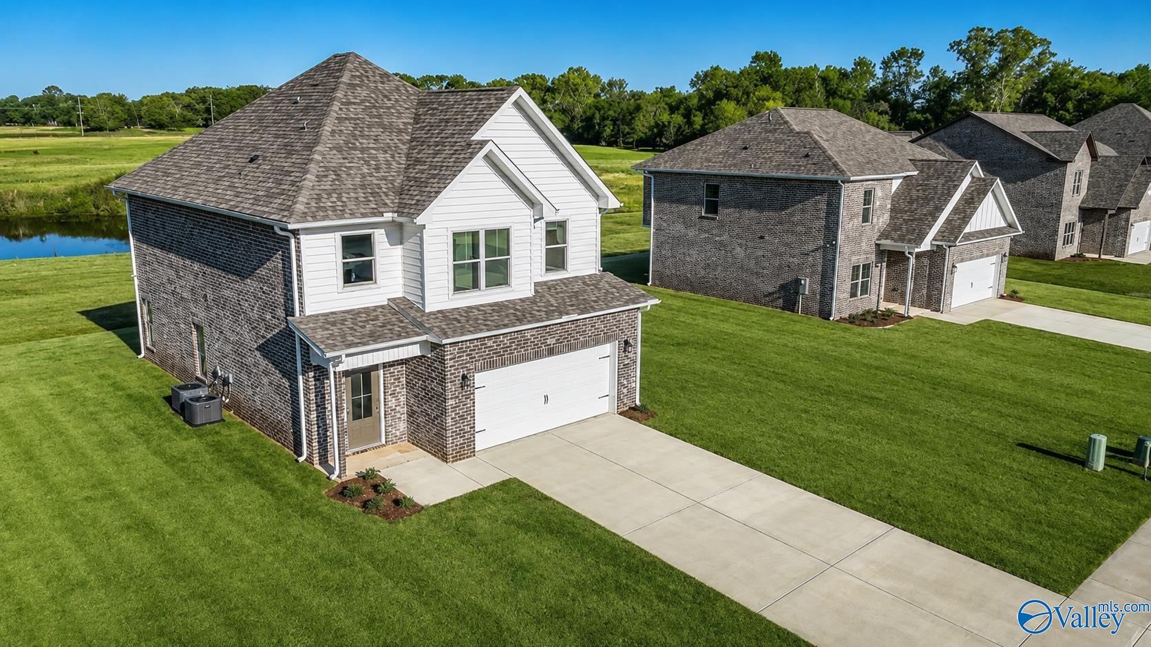 146 Flintlock Way, New Market, AL 35761