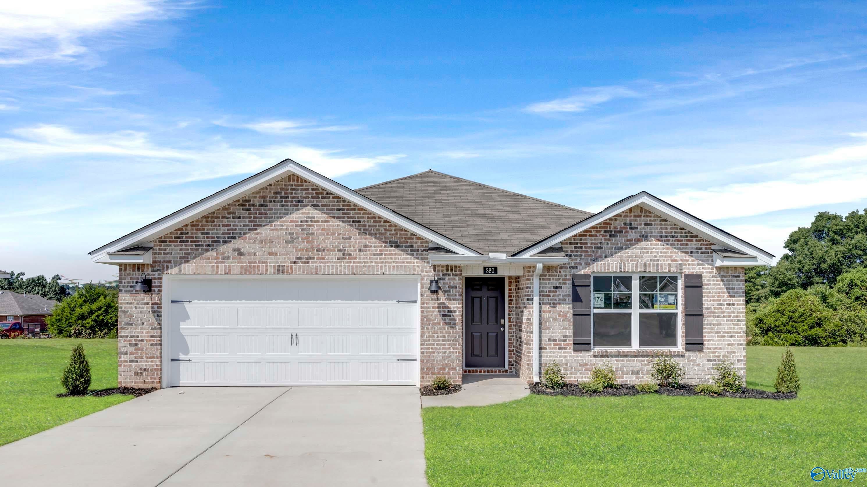 380 Jackson Point Cir, Huntsville, AL 35811