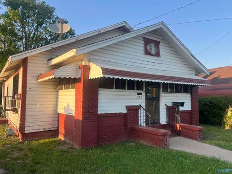 Single Family Residence in Birmingham AL 3152 33rd Avenue.jpg