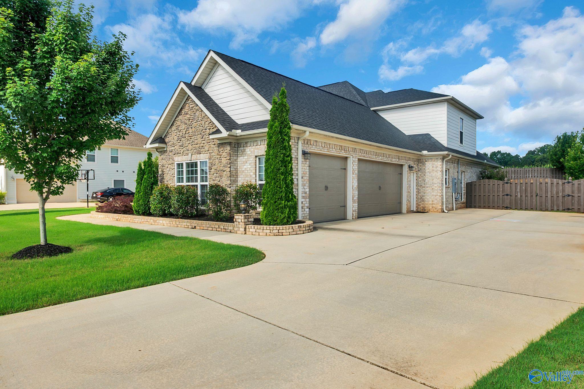 137 Towhee Way, Madison, AL 35756 photo