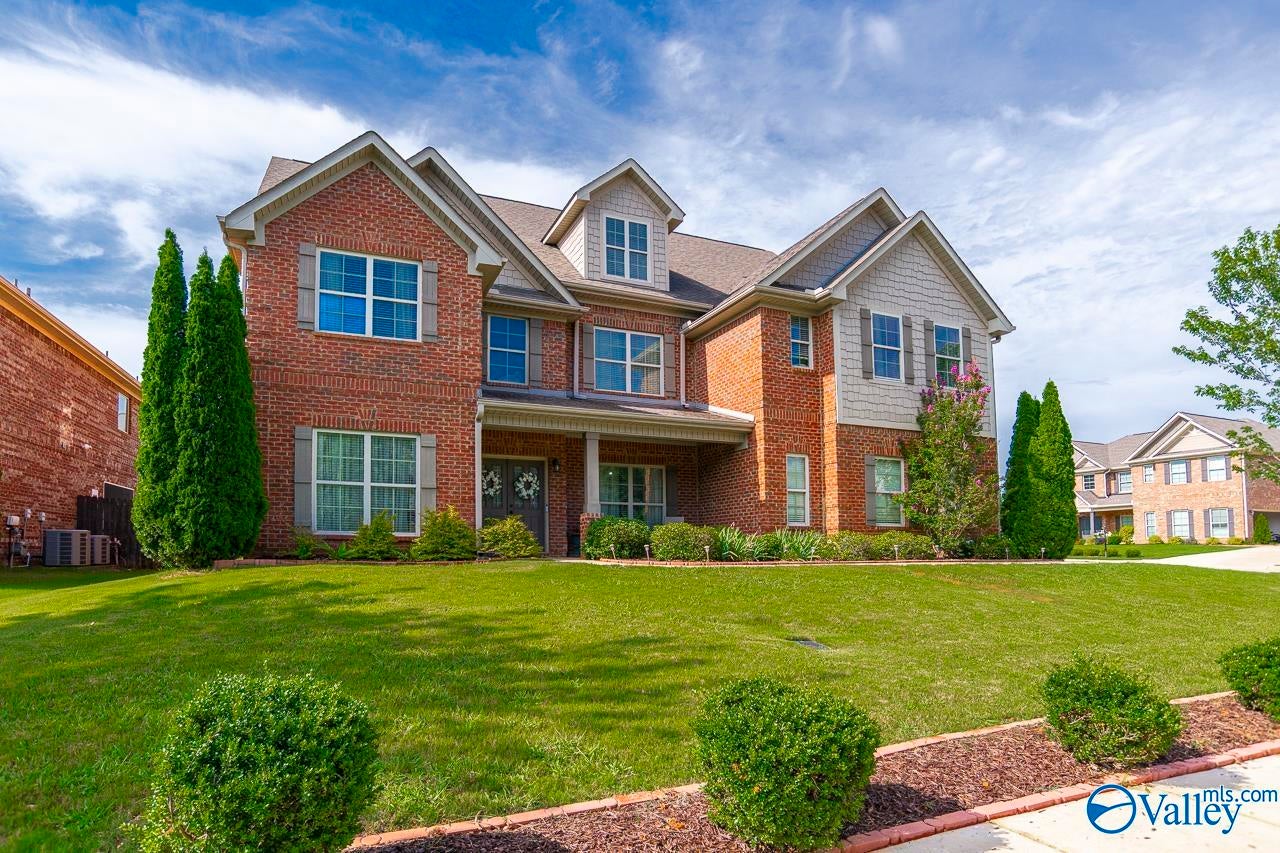 101 Rains Dr, Madison, AL 35756
