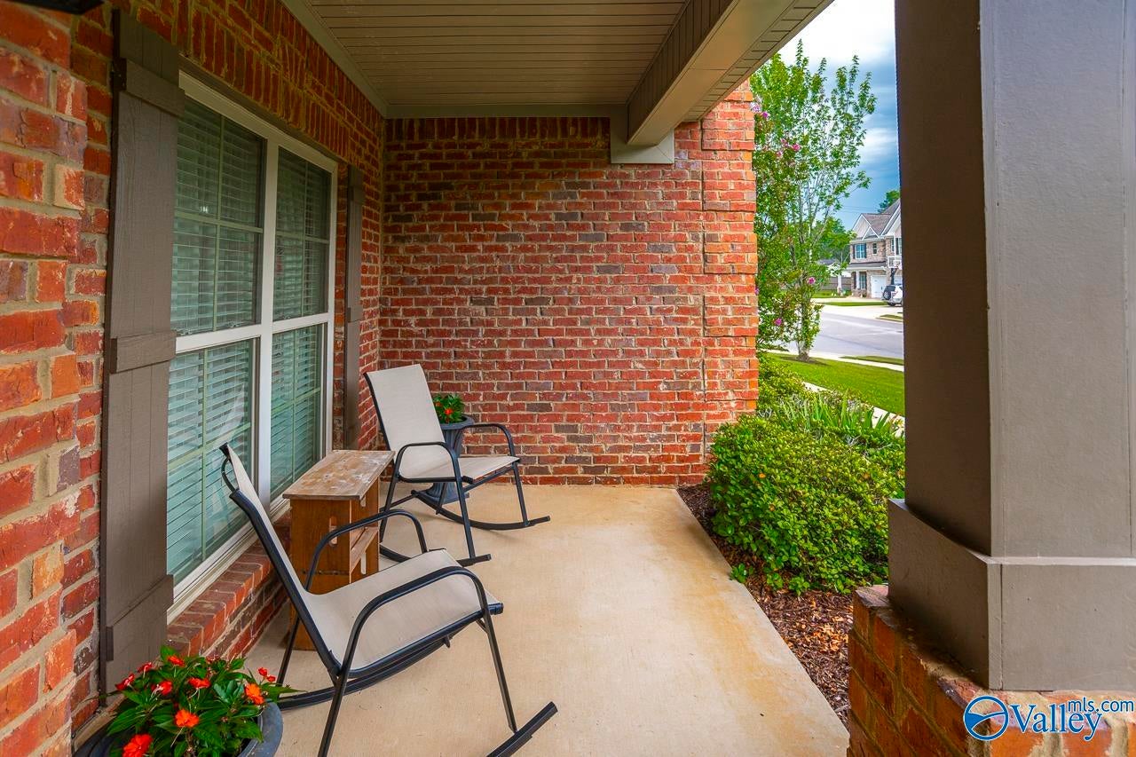101 Rains Dr, Madison, AL 35756 photo