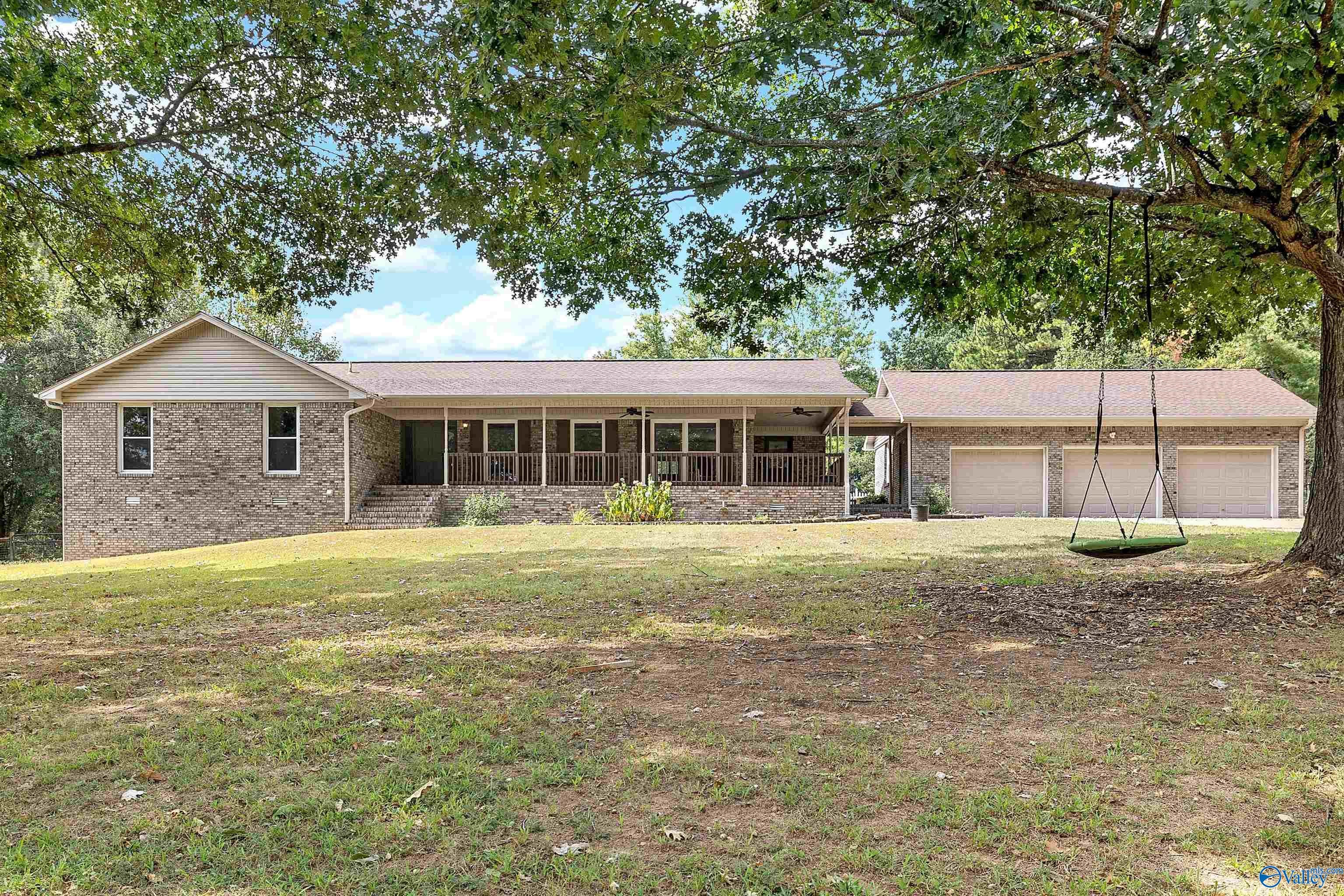 102 Huntington Ridge Rd, Madison, AL 35757