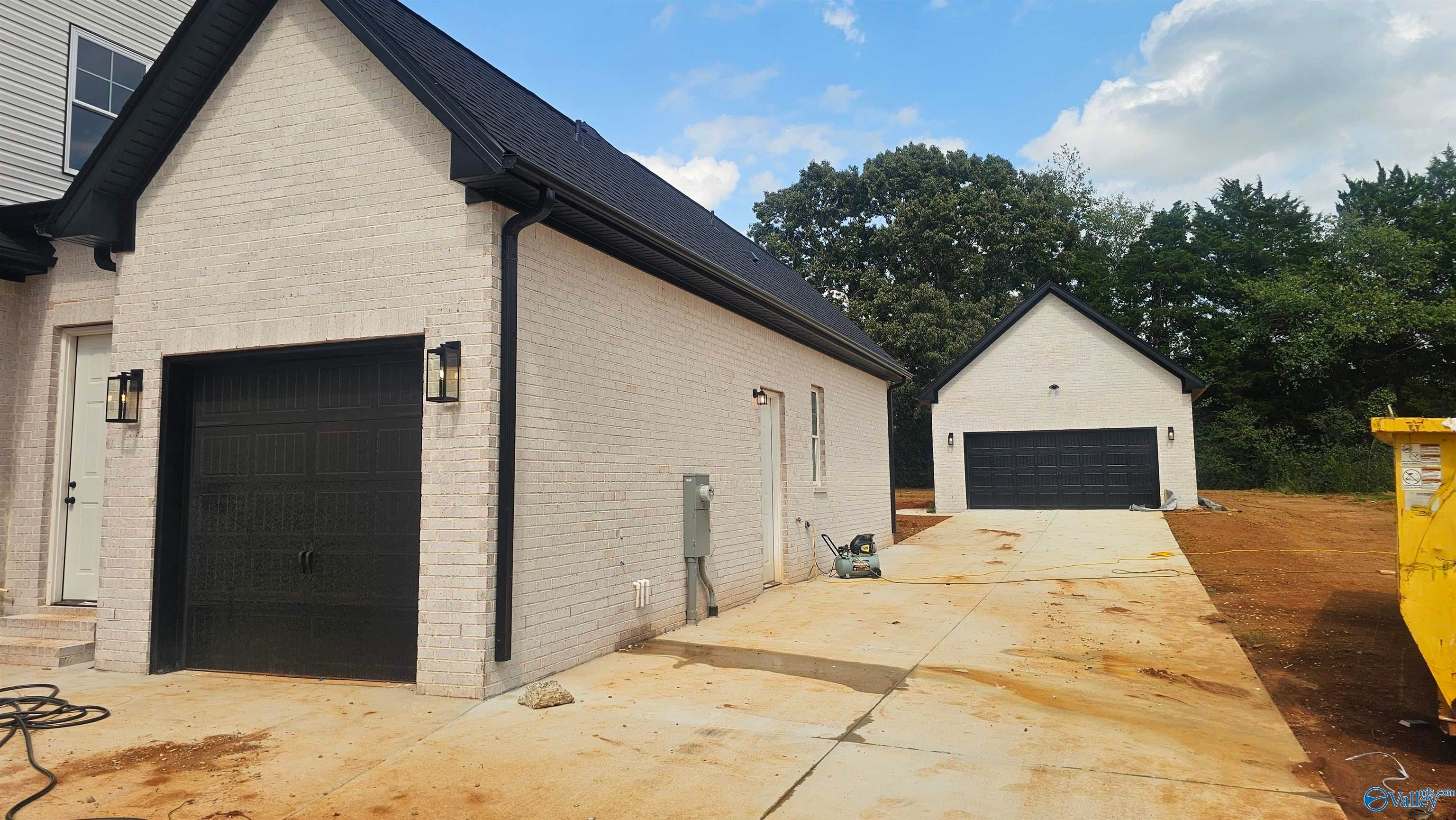 106 Sickle Mower Cir, New Market, AL 35761 photo