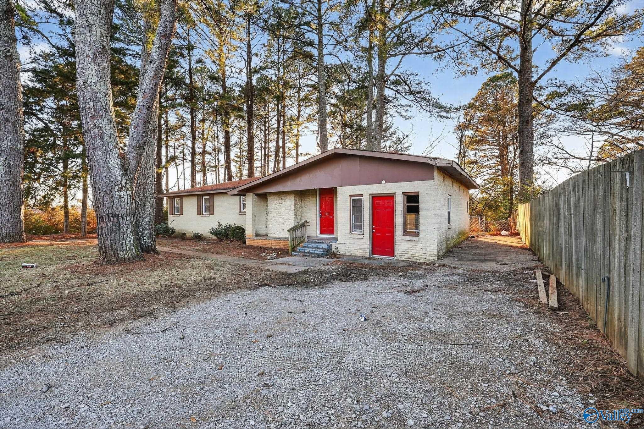 1711 Brandon Town Road, Huntsville, AL 35816