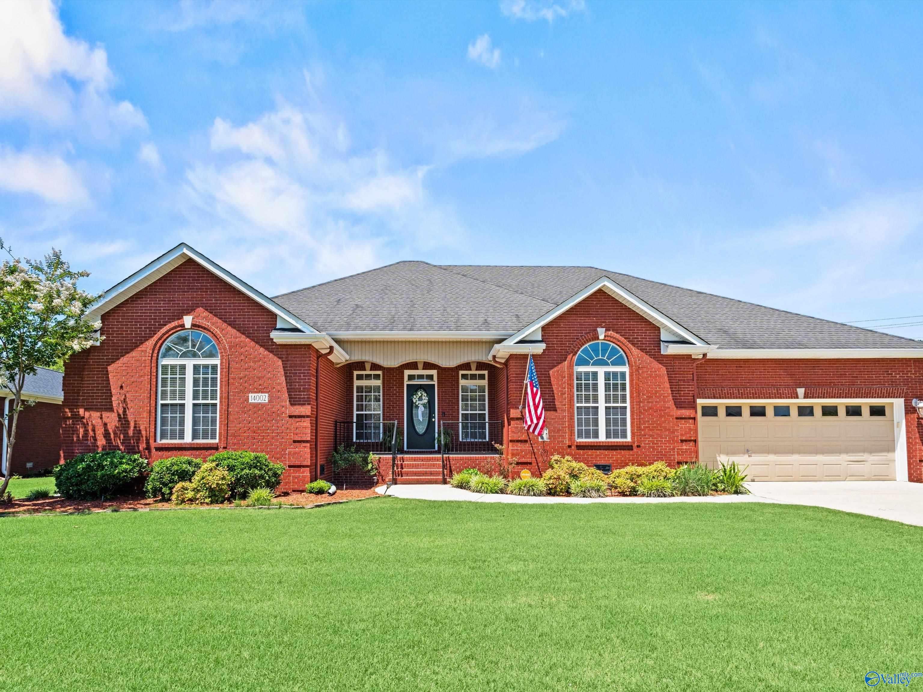 14002 Baymont Dr, Huntsville, AL 35803