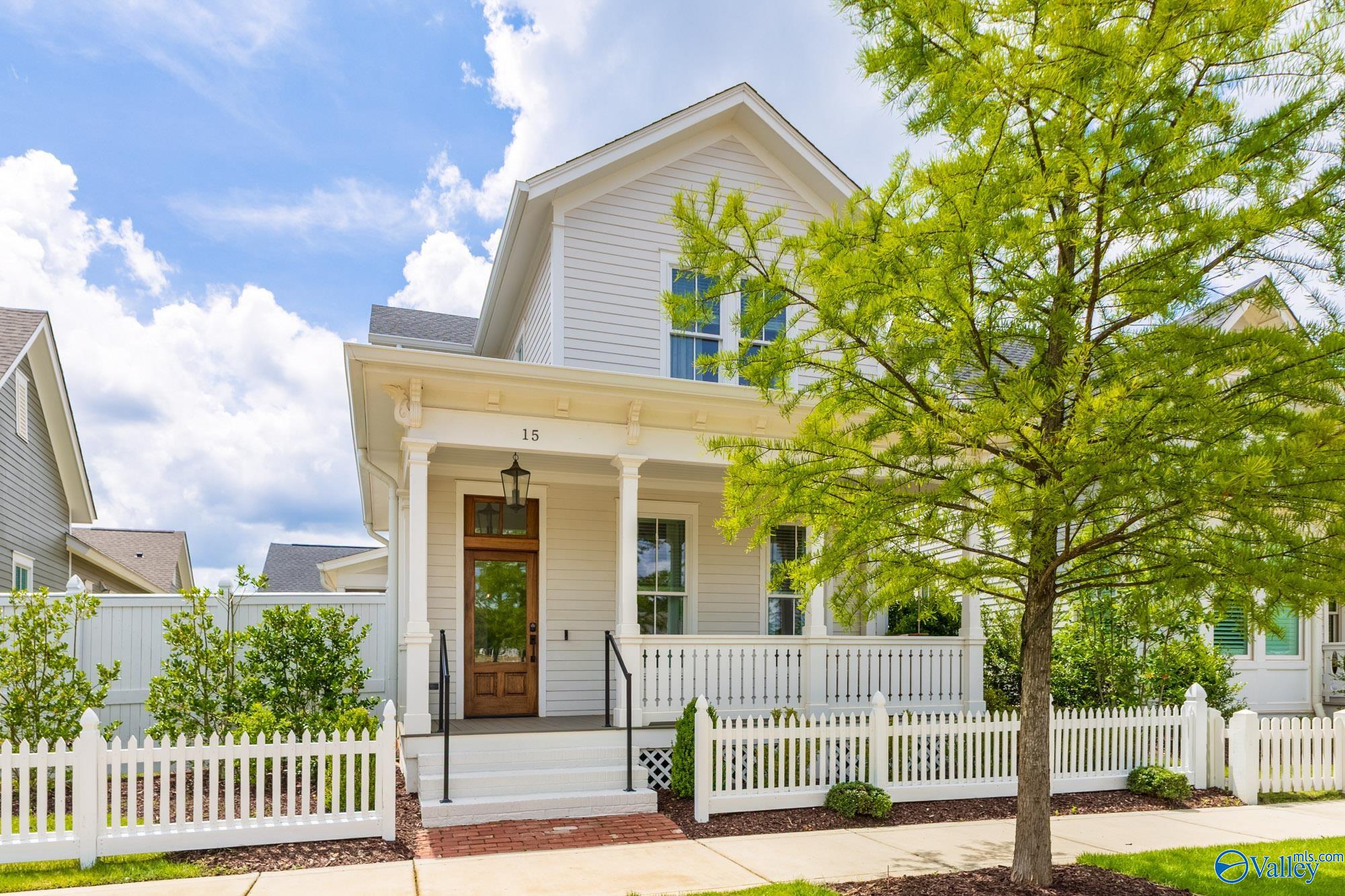 15 Angell St, Huntsville, AL 35806