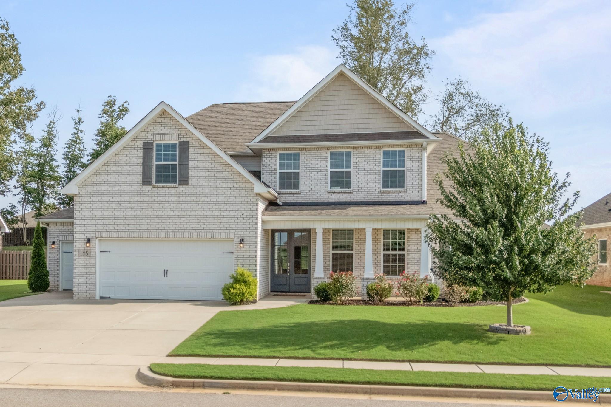 159 Slade Thomas Dr, Meridianville, AL 35759