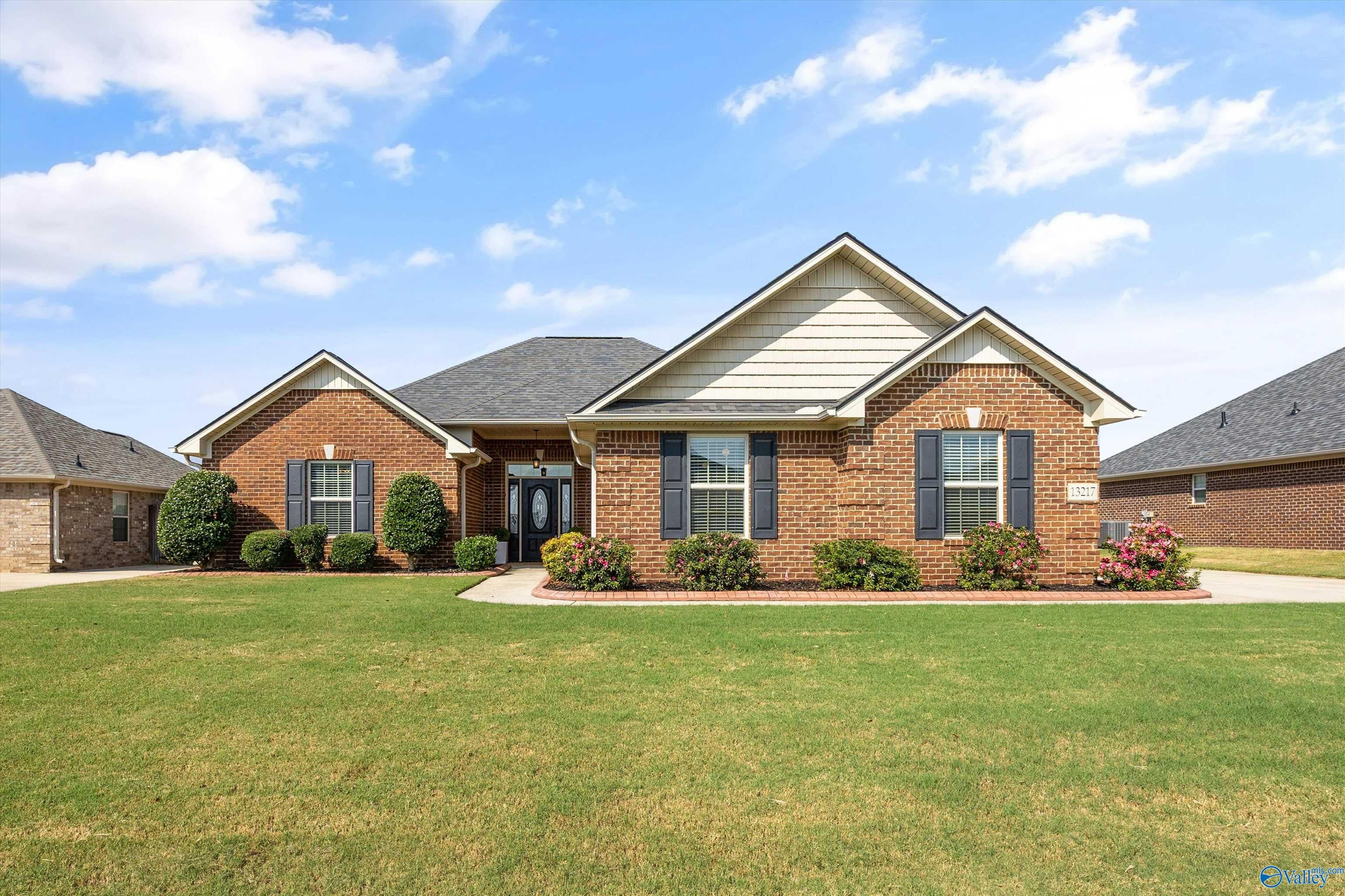 13217 Hidden Valley Dr, Madison, AL 35756