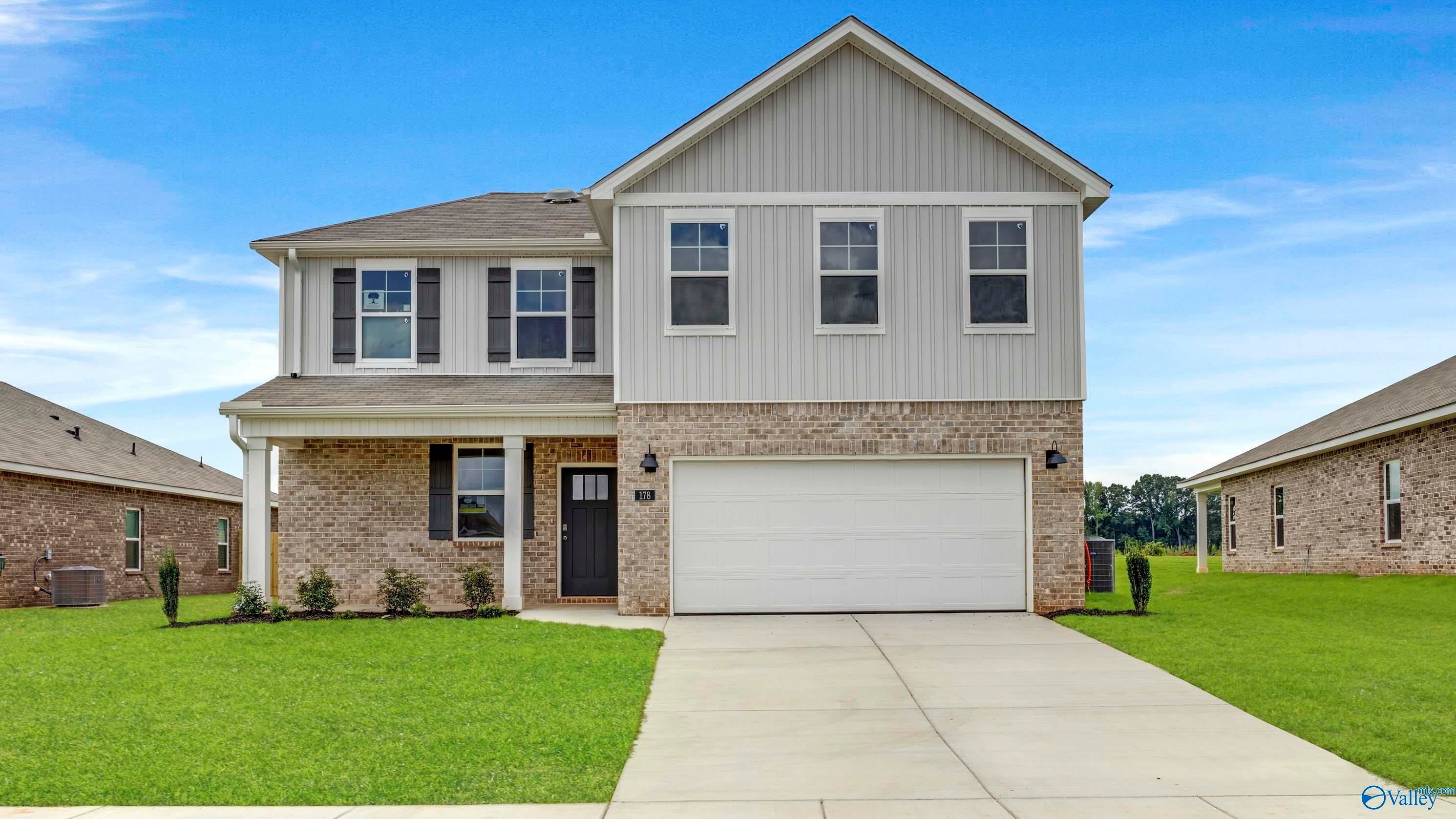 178 Keller Dr, Hazel Green, AL 35750