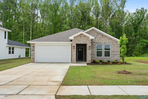 Single Family Residence in Hazel Green AL 218 Hibiscus Drive.jpg