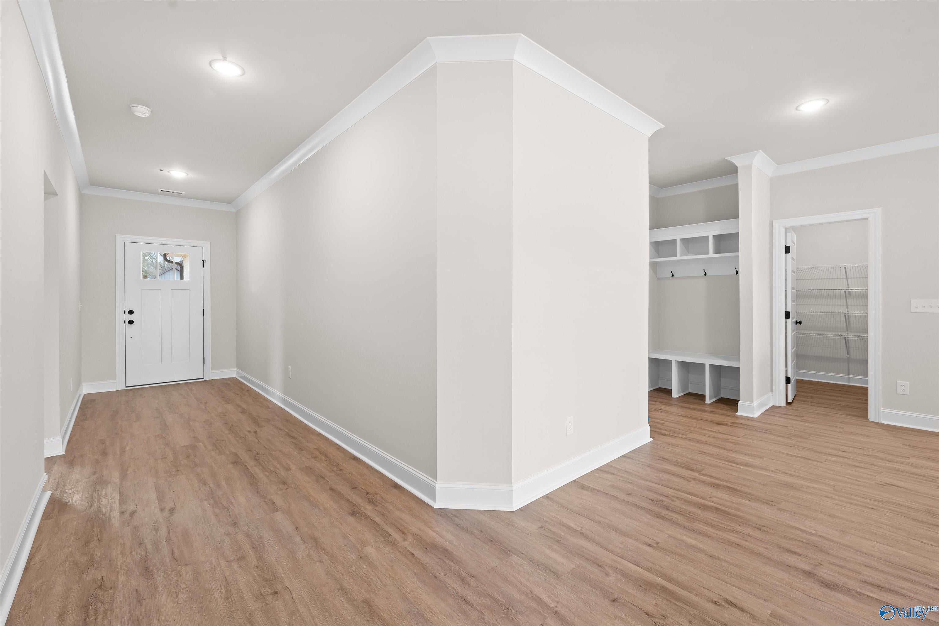111 Alton Dale Dr, Toney, AL 35773 photo