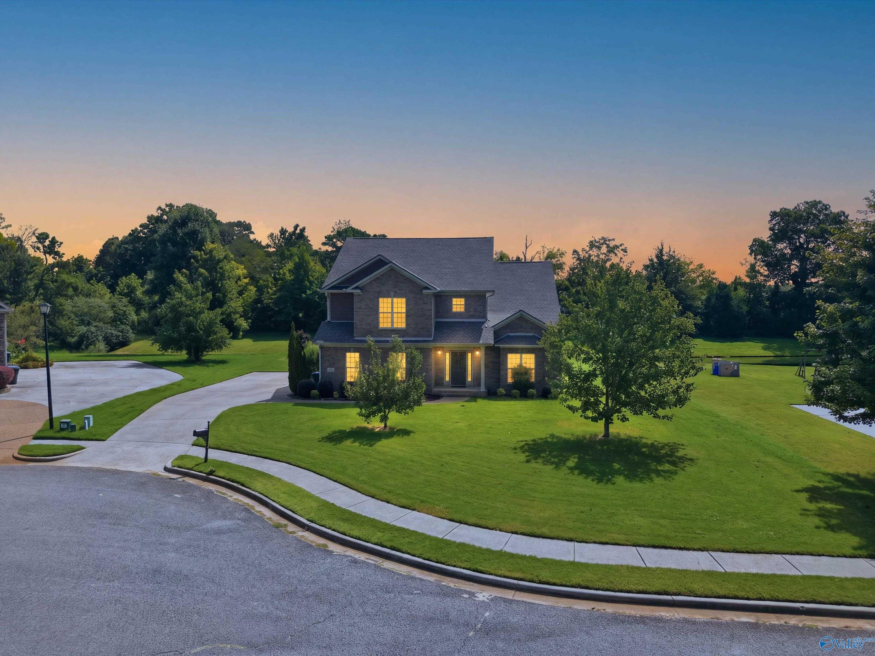 16382 Evarard Cir, Harvest, AL 35749