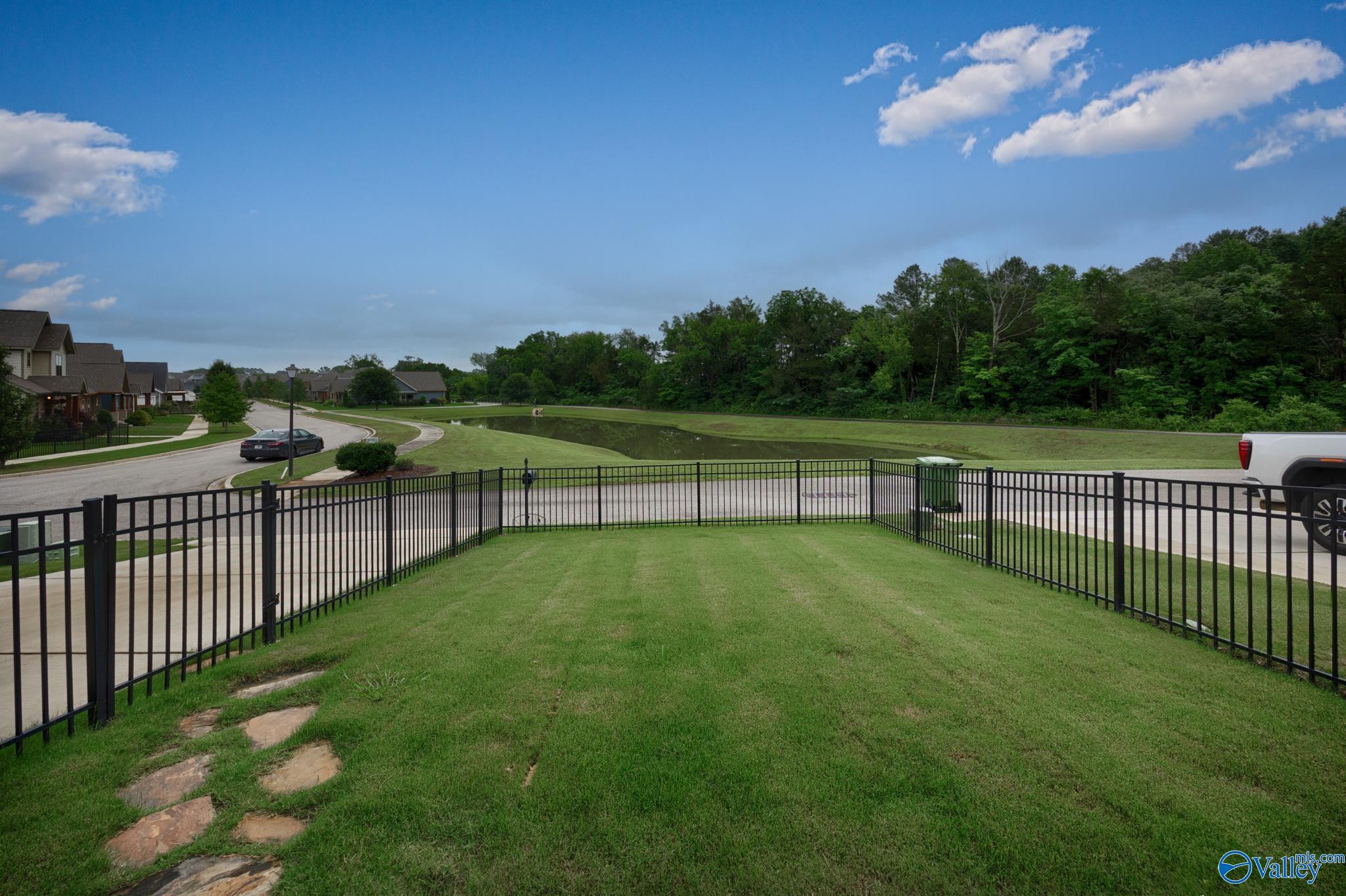1502 Trek St, Huntsville, AL 35811 photo