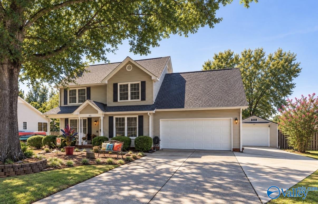 102 Teal Park Ln, Madison, AL 35758
