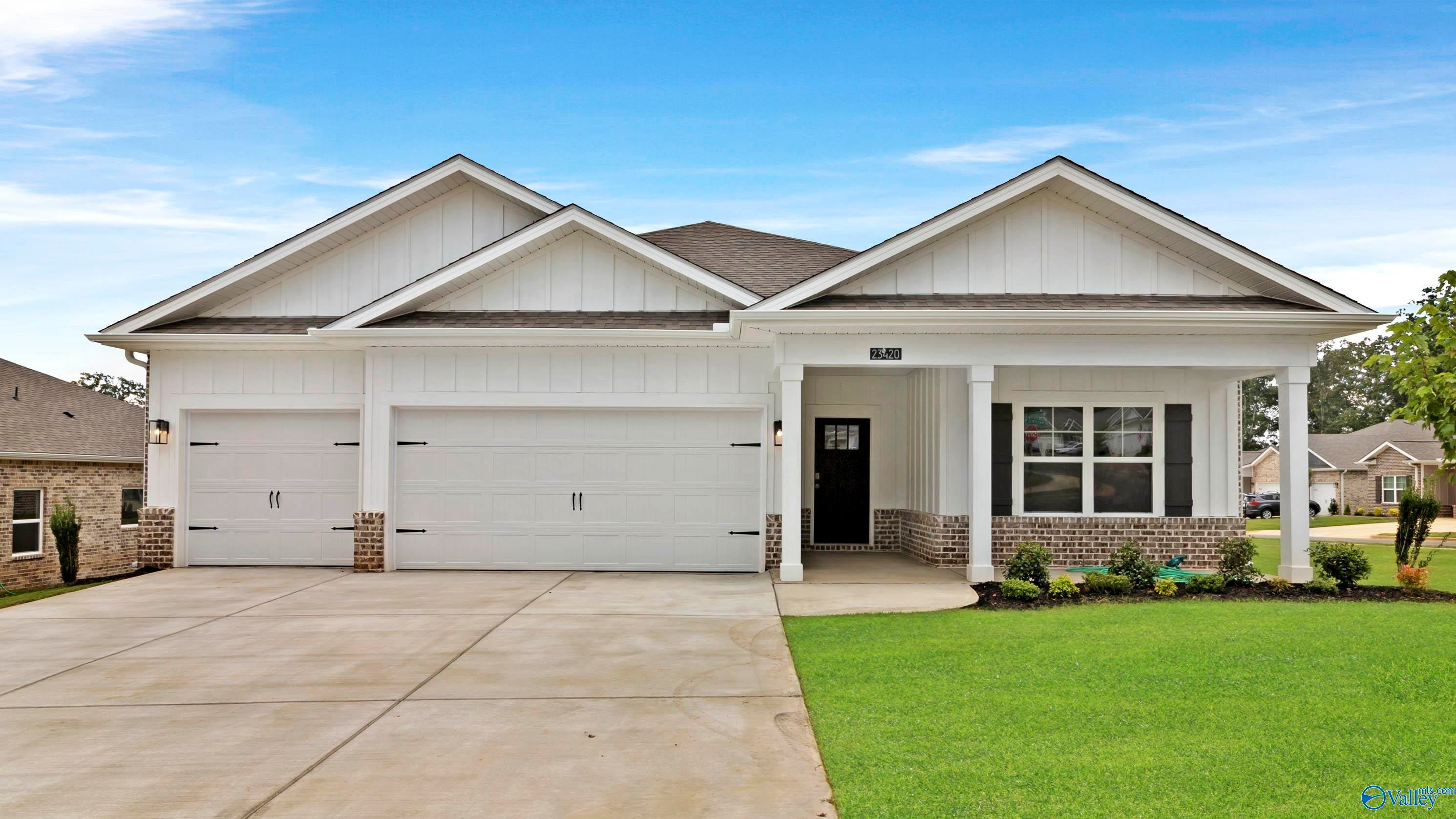 23420 Churchhill Ln, Athens, AL 35613