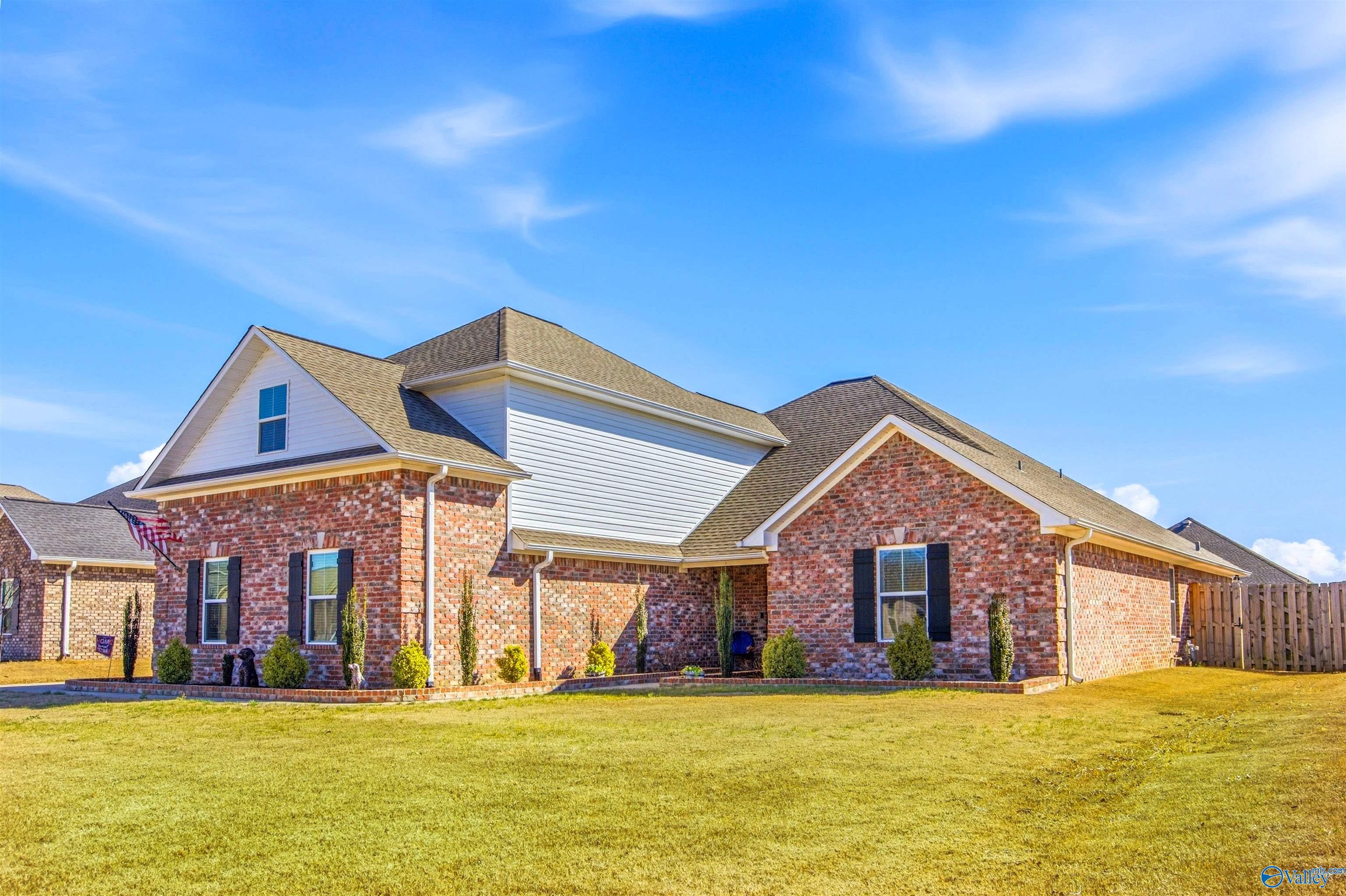 26344 Ashland Ridge Ln, Athens, AL 35613