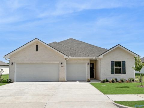 Single Family Residence in Huntsville AL 249 Pennington Avenue.jpg