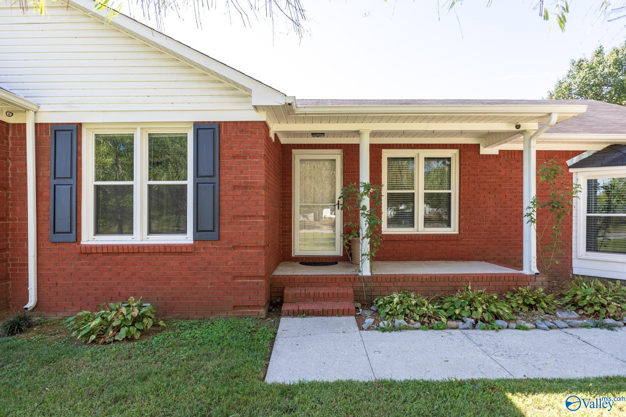 3742 Elkwood Section Rd, Toney, AL 35773 photo