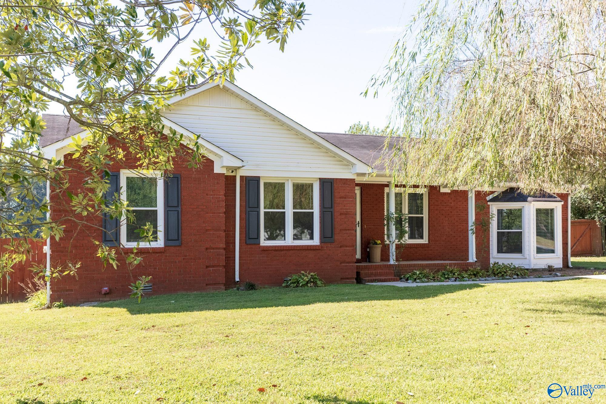 3742 Elkwood Section Rd, Toney, AL 35773 photo