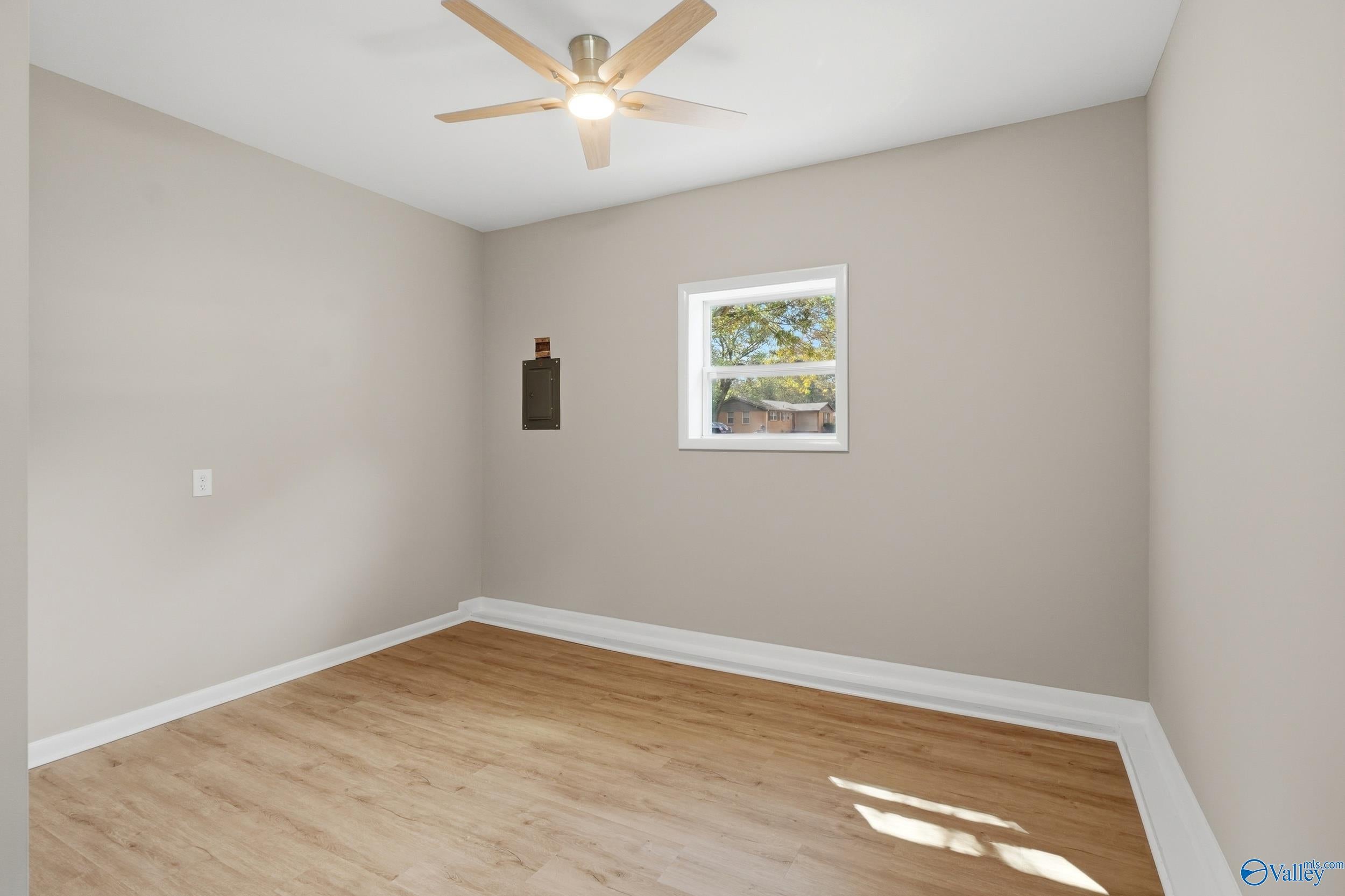 3108 N Nevel Cir, Huntsville, AL 35810 photo