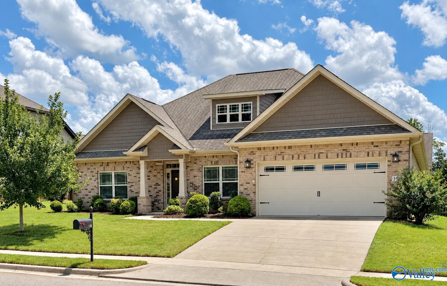 150 Heritage Brook Dr, Madison, AL 35757