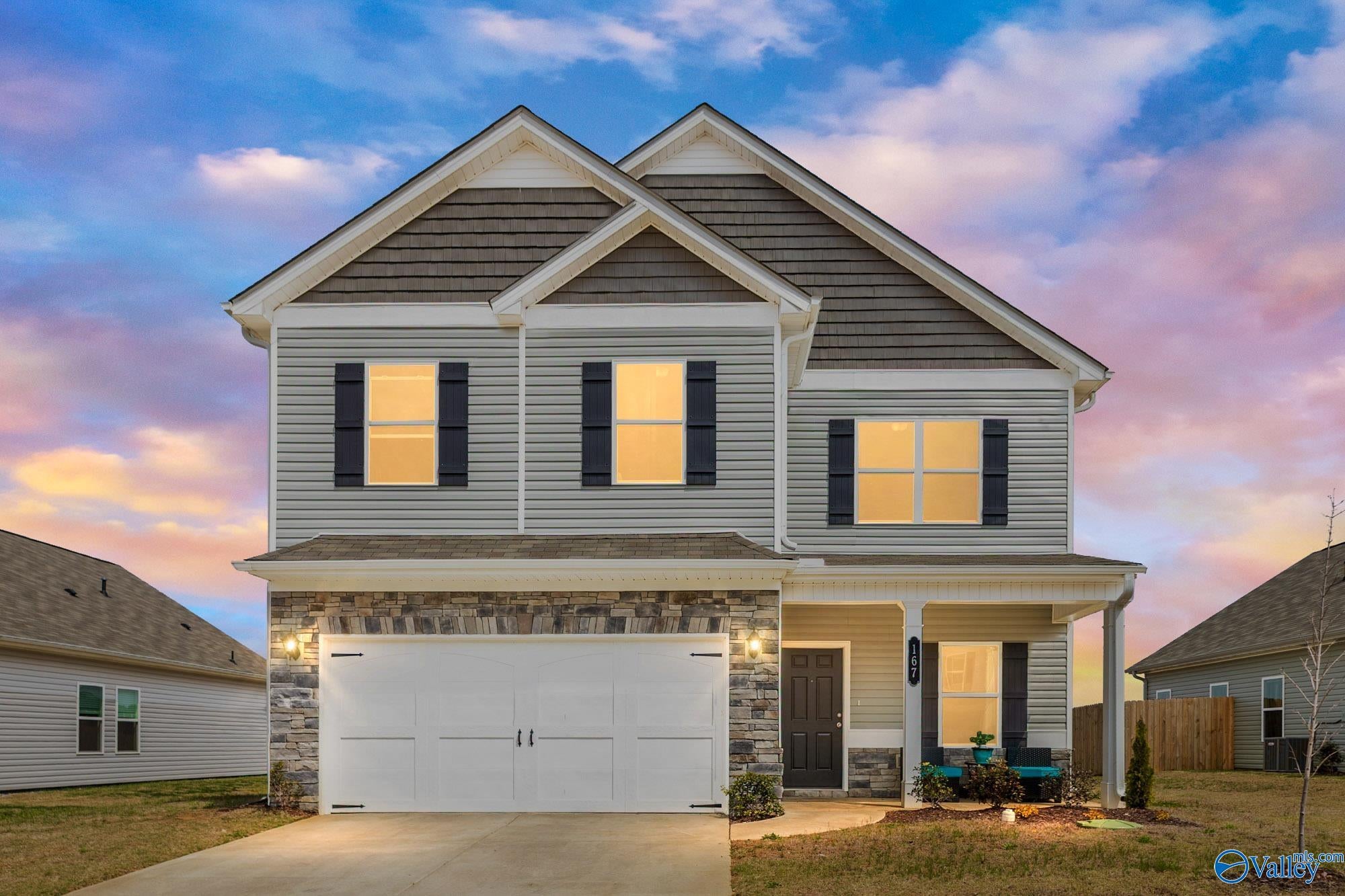 167 Story Ray Dr, New Market, AL 35761