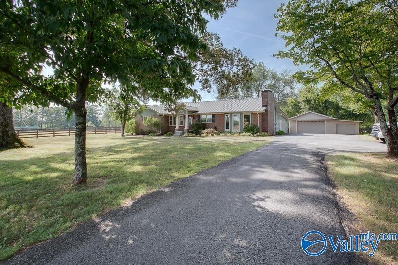 28668 Thach Rd, Athens, AL 35613 photo