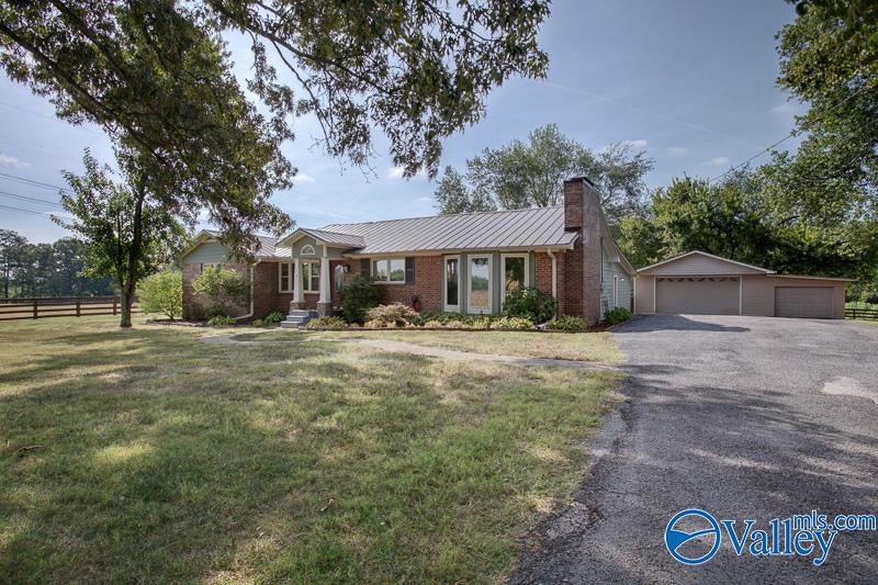 28668 Thach Rd, Athens, AL 35613 photo